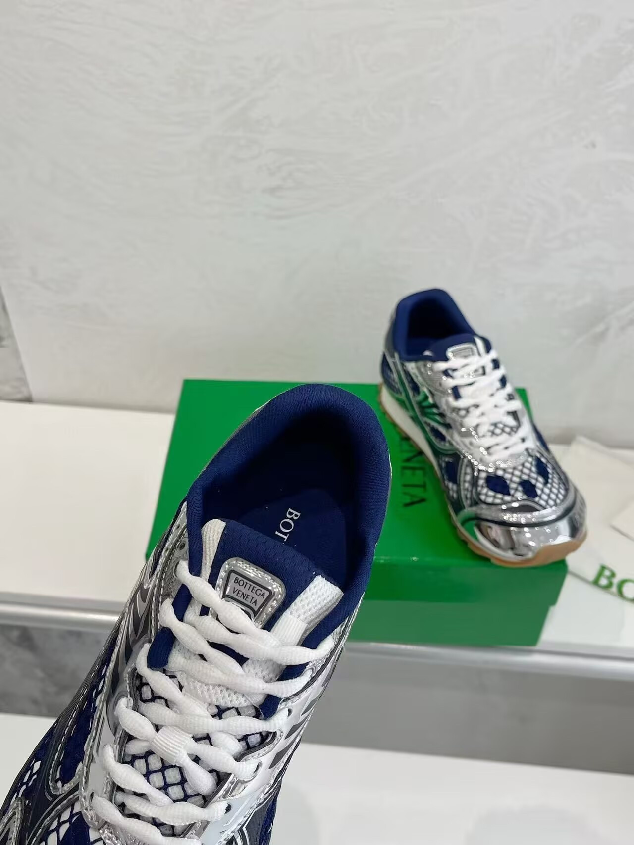 UA B0tt*ga Ven*ta Orbit Sneaker