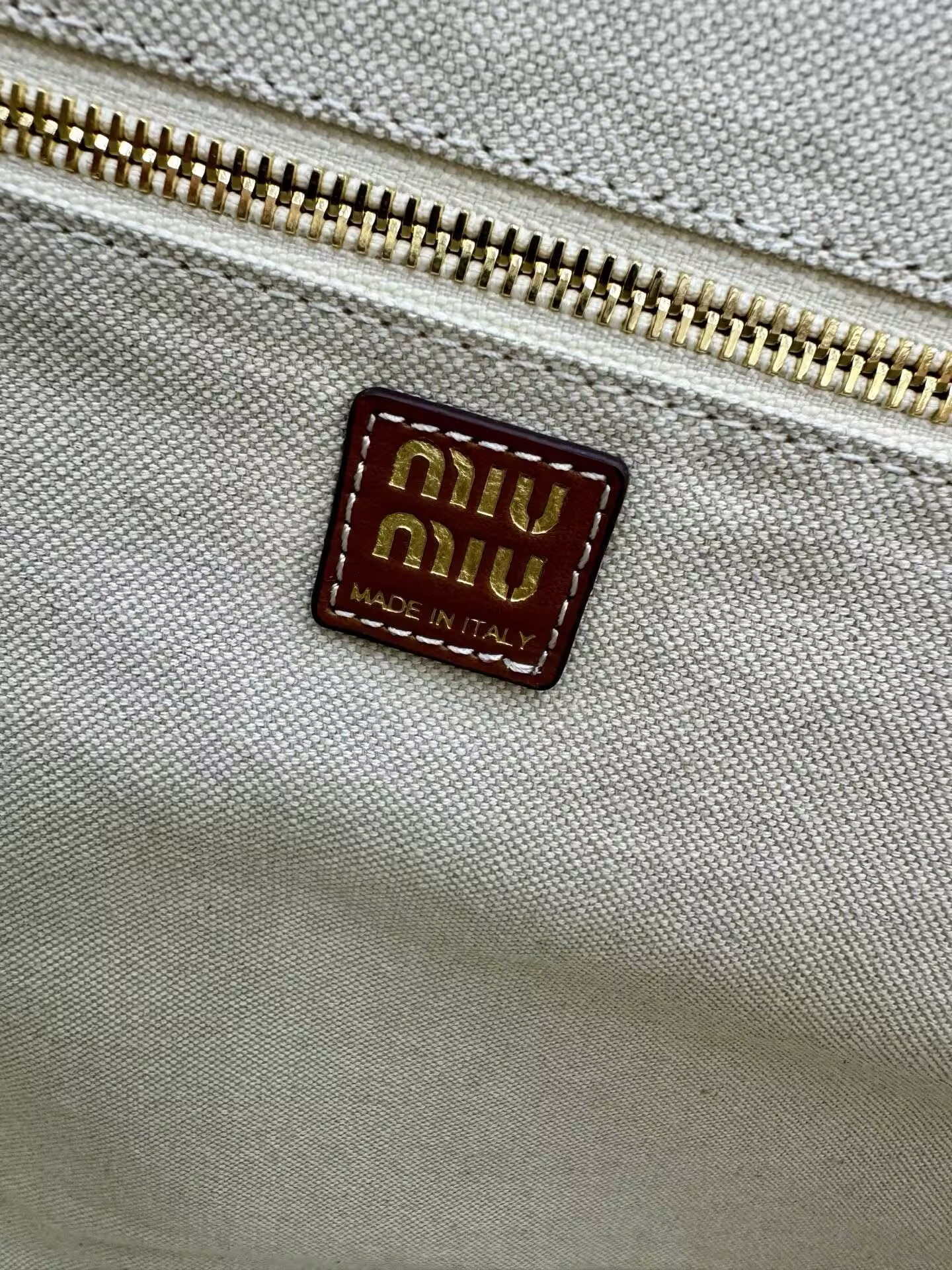 Miu Miu IVY Bag 37x 36x18cm