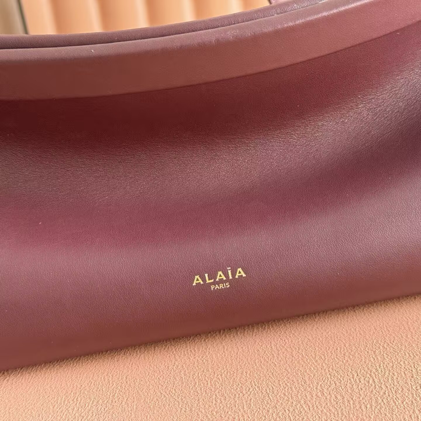 ALAÏA LE CLICK EAST WEST MEDIUM BAG 30x14x9cm