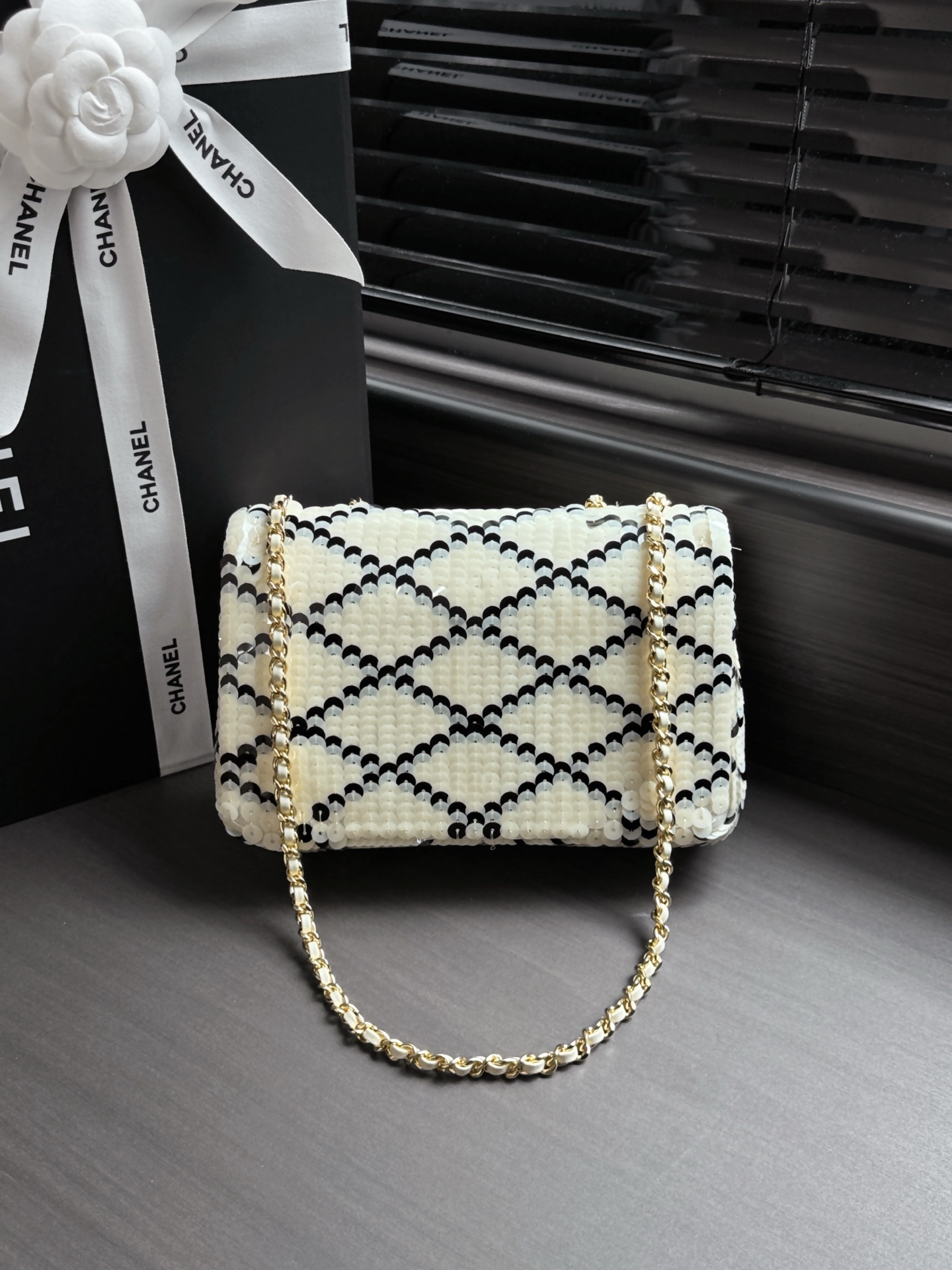Ch**el Flap Bag AS4561 14x21x8cm