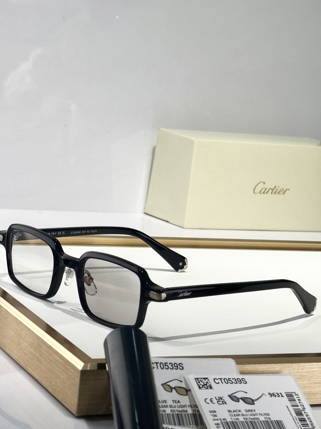 Ca*t1er photo chromic glasses ct0539s 49-22-145