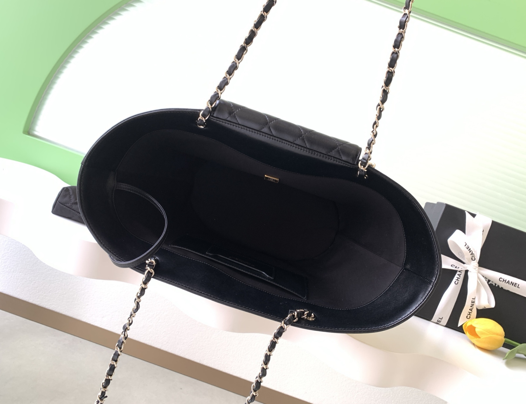 Chanel Shopping Bag 26x54x18cm