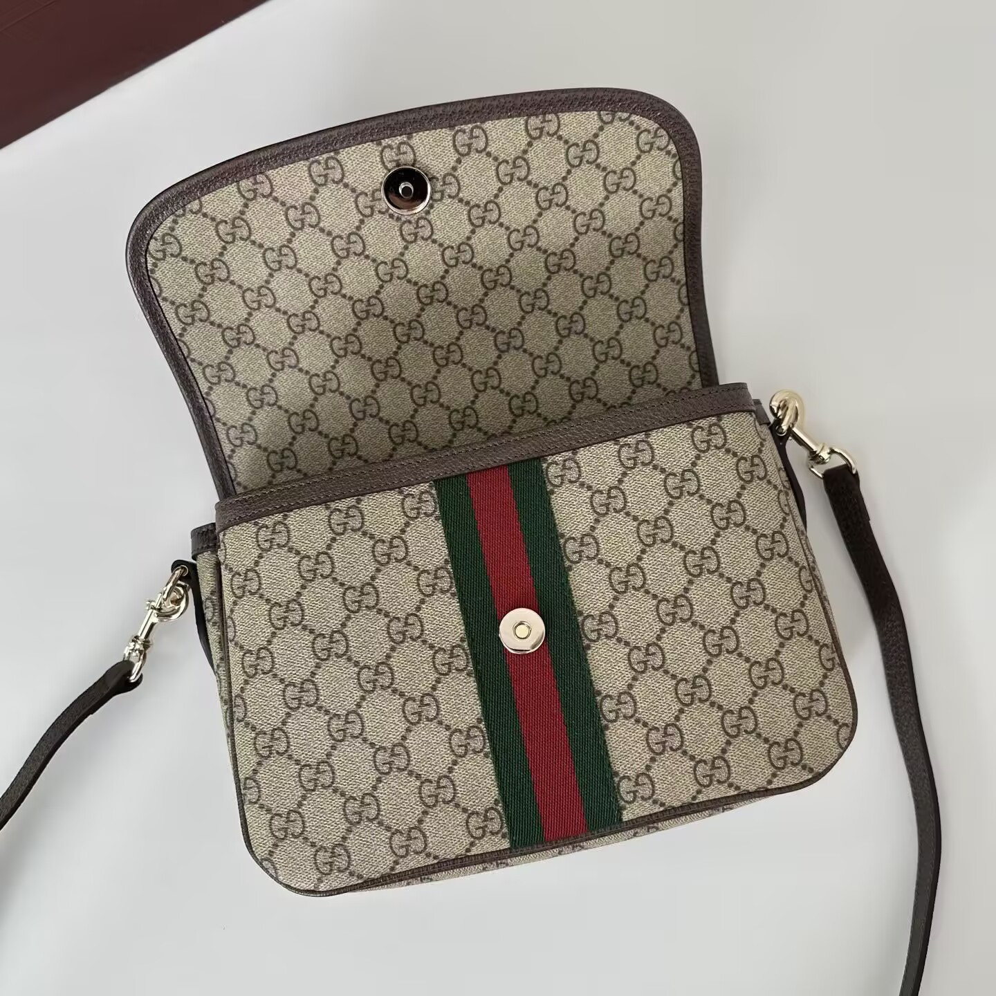 Gvc*1 Ophidia Medium Top Handle Bag 24x11.5x17.5cm