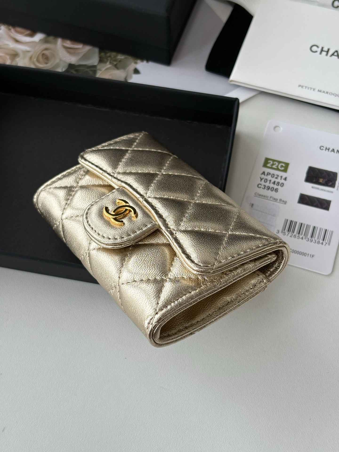 Ch**el Flap Card Holder Lambskin AP0214 11x8.5x3cm