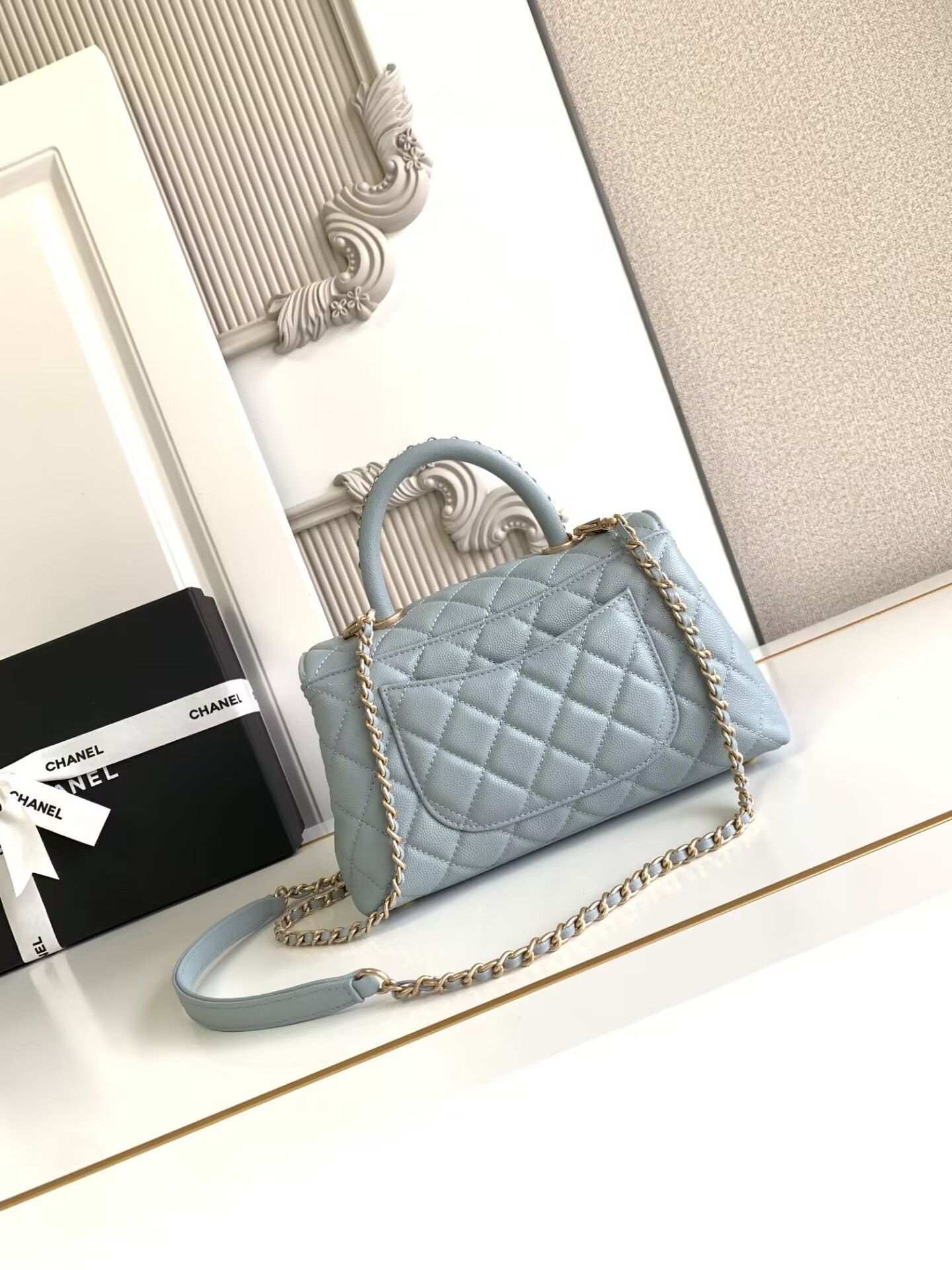 Ch**el Coco Handle Bag 23cm