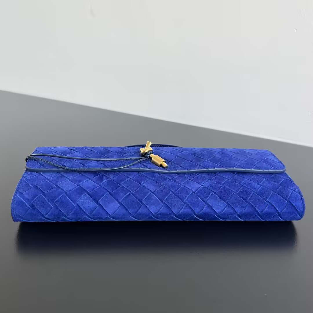 BOTTEGA VENETA Long Clutch Andiamo With Handle Fondant 31x13x3cm