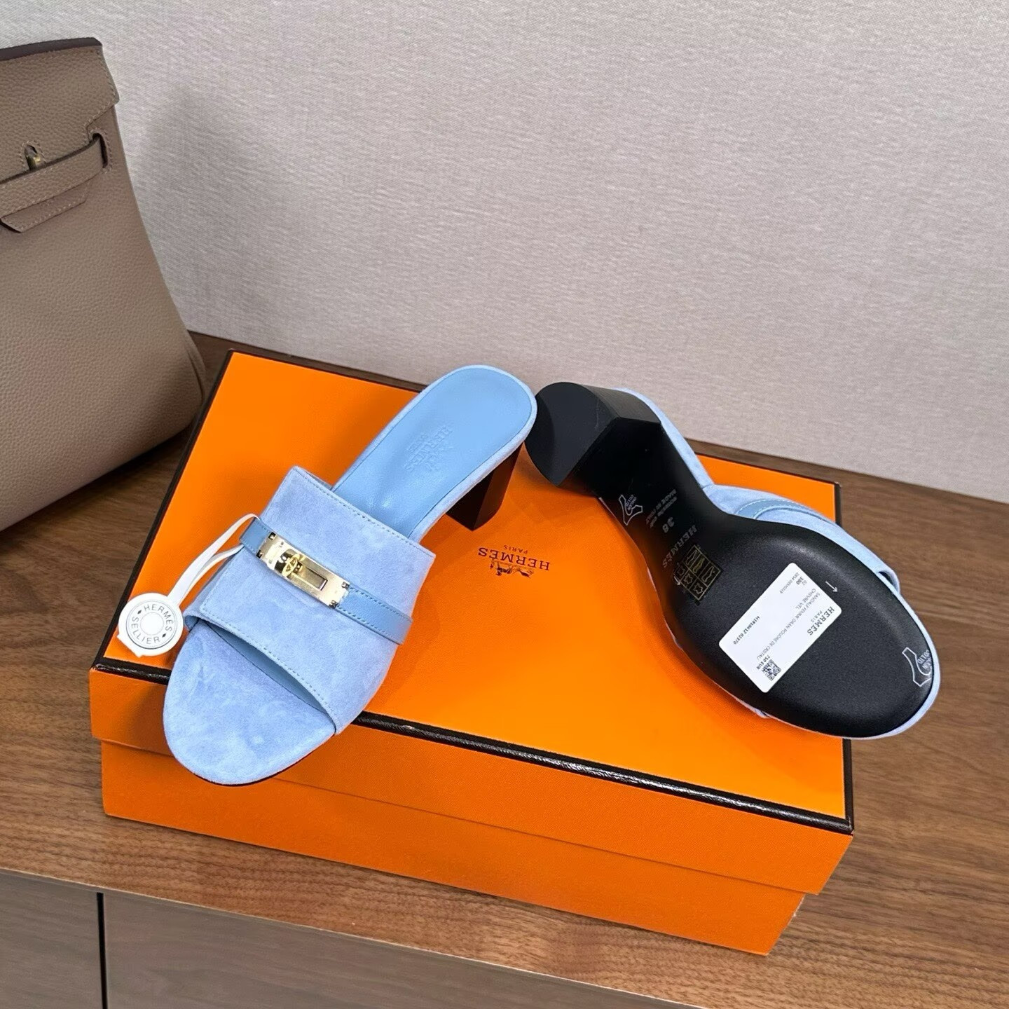 UA H**me5 Gigi 50 sandal
