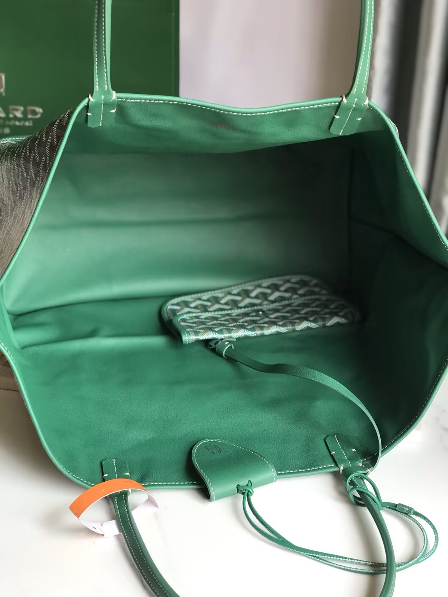 G09ard anjou gm bag 39x32x19cm