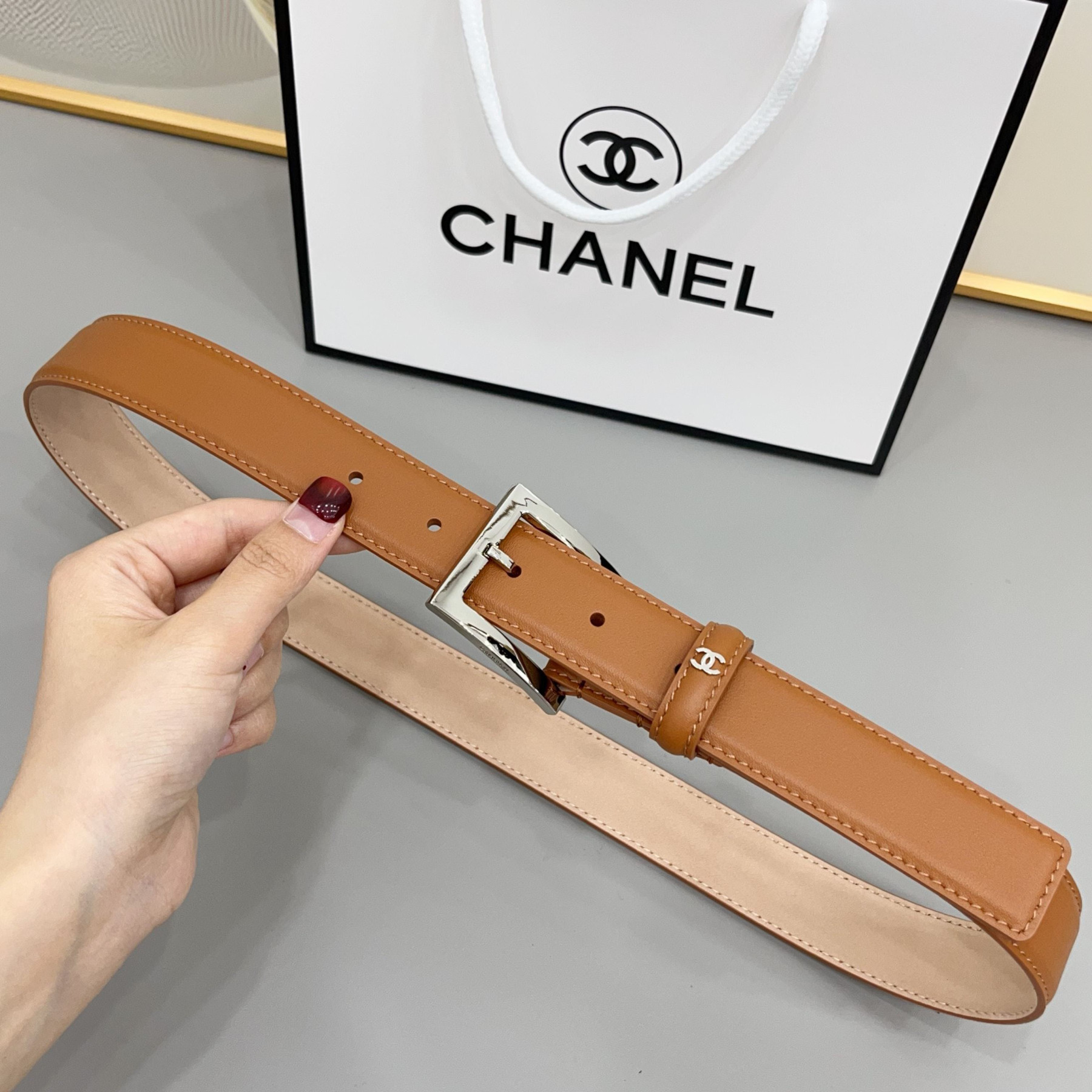 Ch**el belt