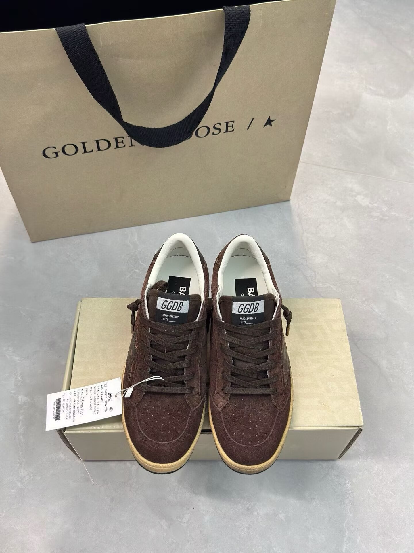 UA G01den G003e S*per-Star Sneaker