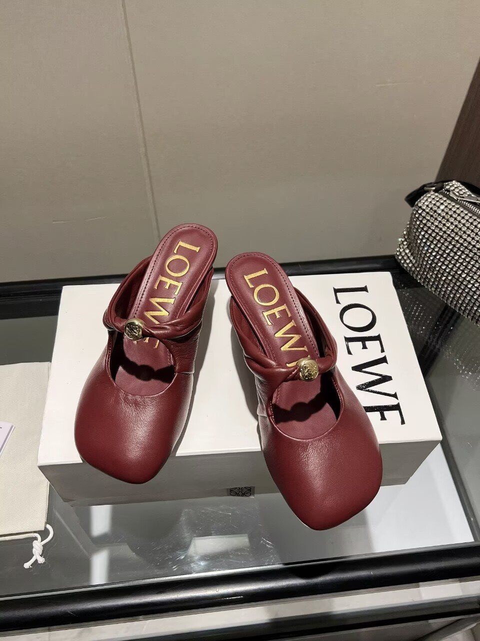 UA L0ew* Pebble Soft Mule