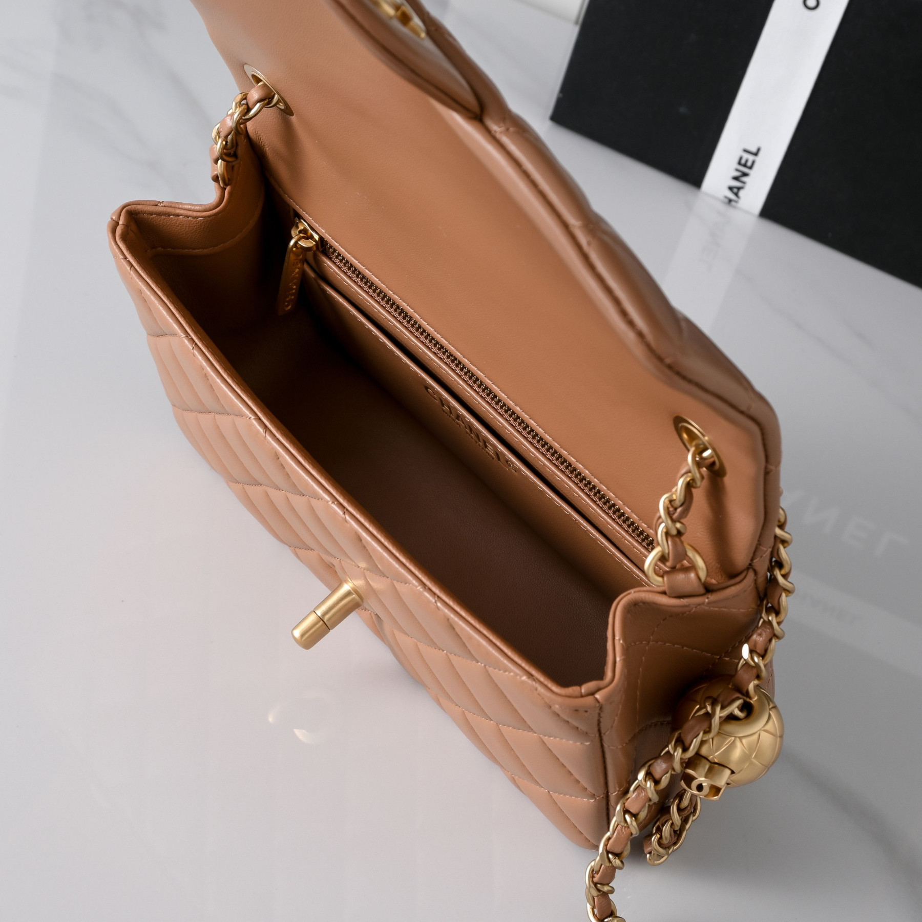 Ch**el Flap Bag Caramel AS1787 20x13x7cm