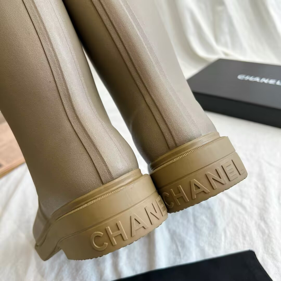 UA Ch**el Boots