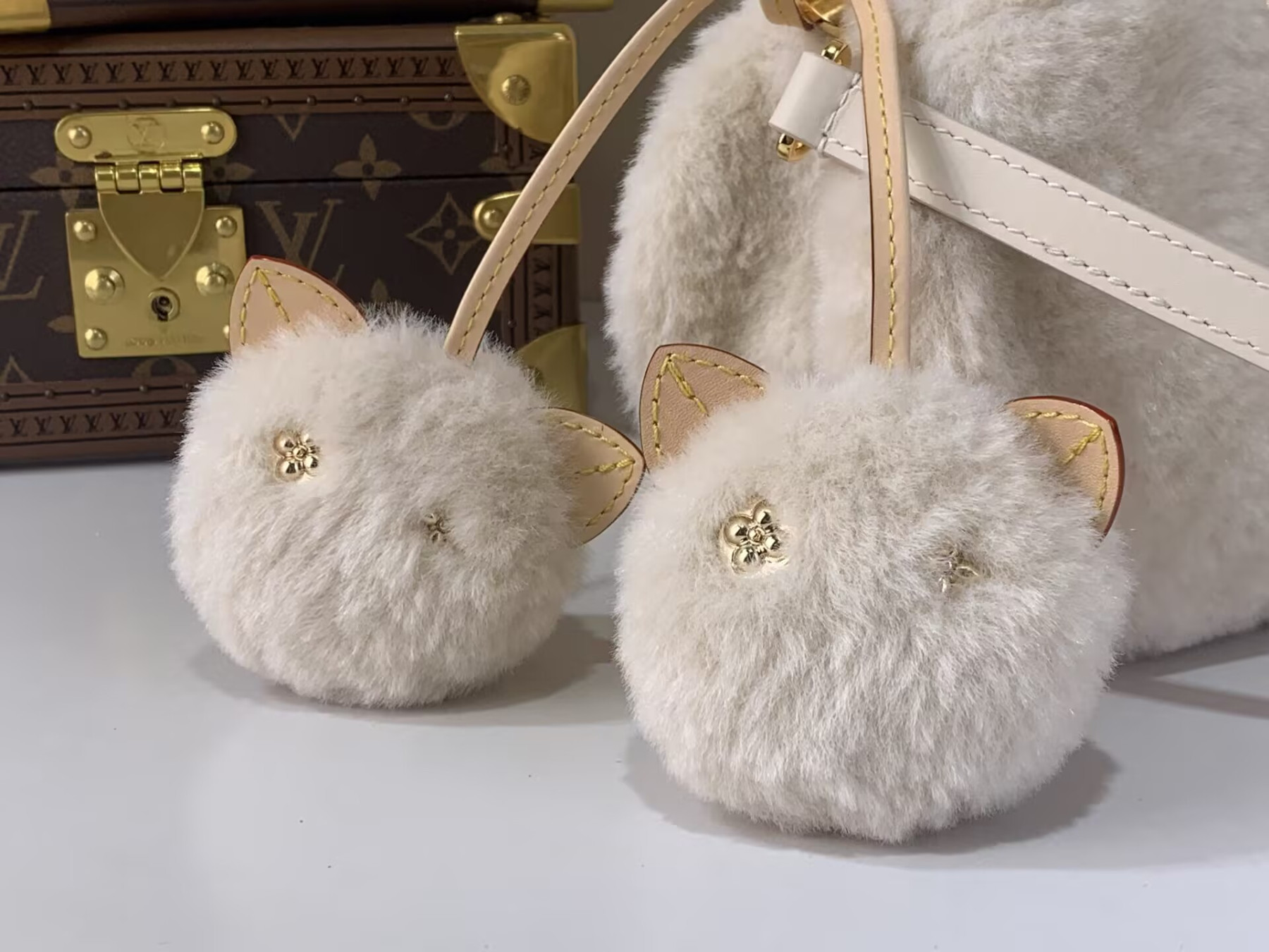 LV Ski Capusnow M26324 20 x 13 x 11 cm