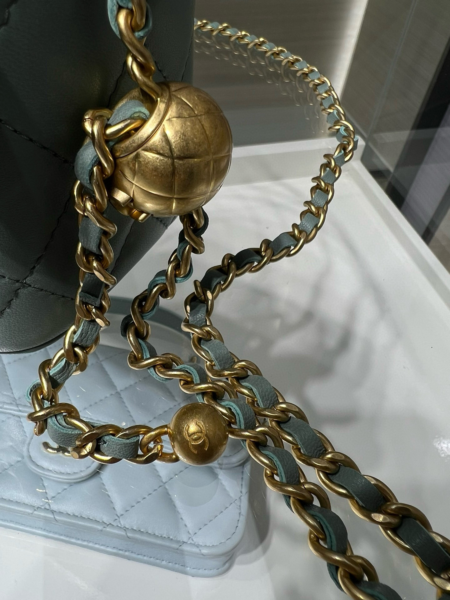 Ch**el Vanity With Chain 9.5x17x8cm