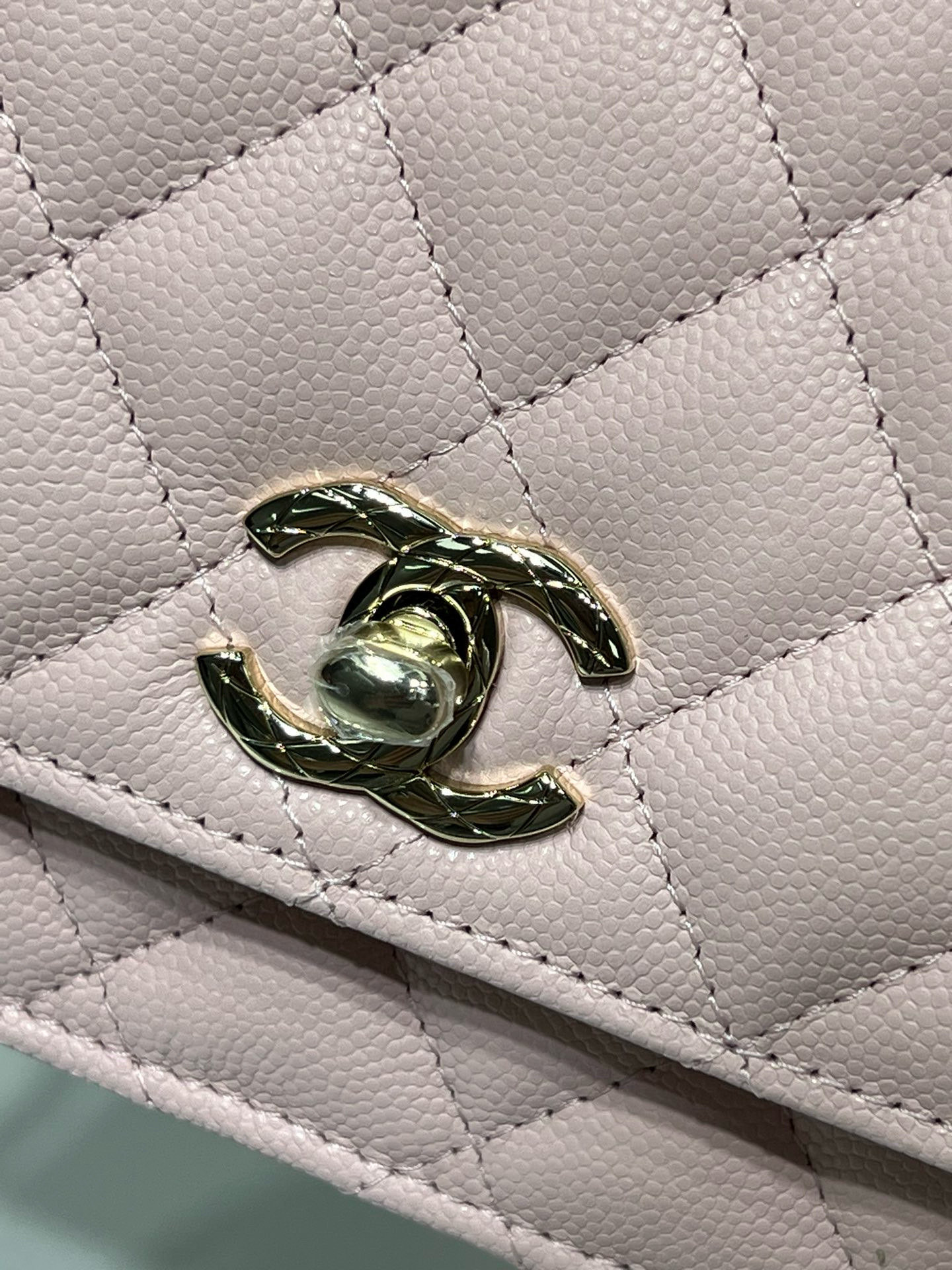 Chanel Clutch With Chain AP4579 19x12x3.5cm