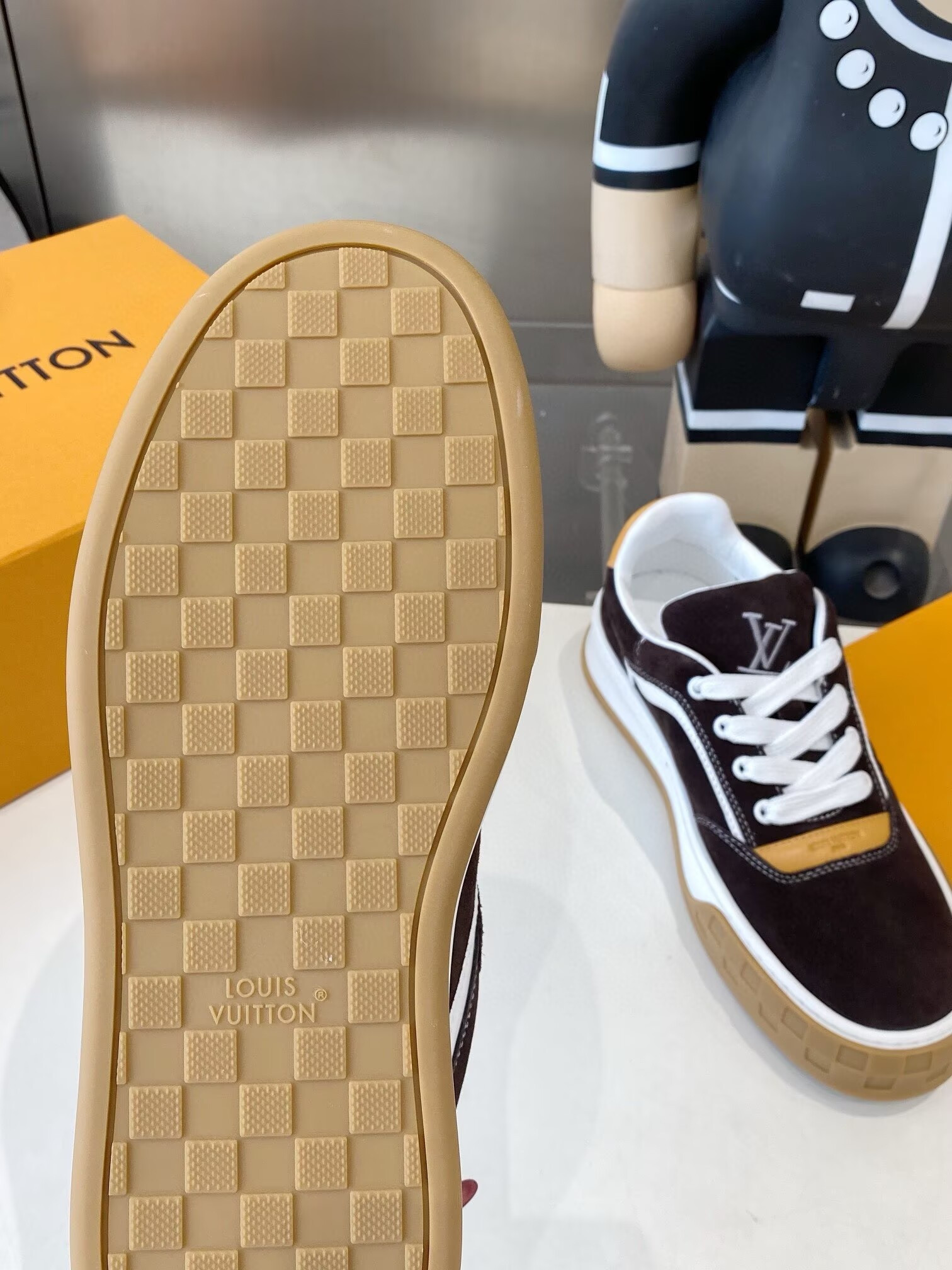 UA LV Tilted Sneaker