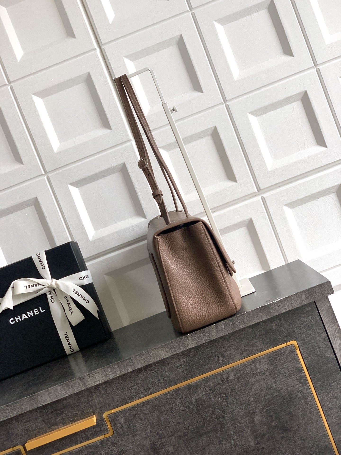 Ch**el maxi flapbag as6231 19.5x32x10cm