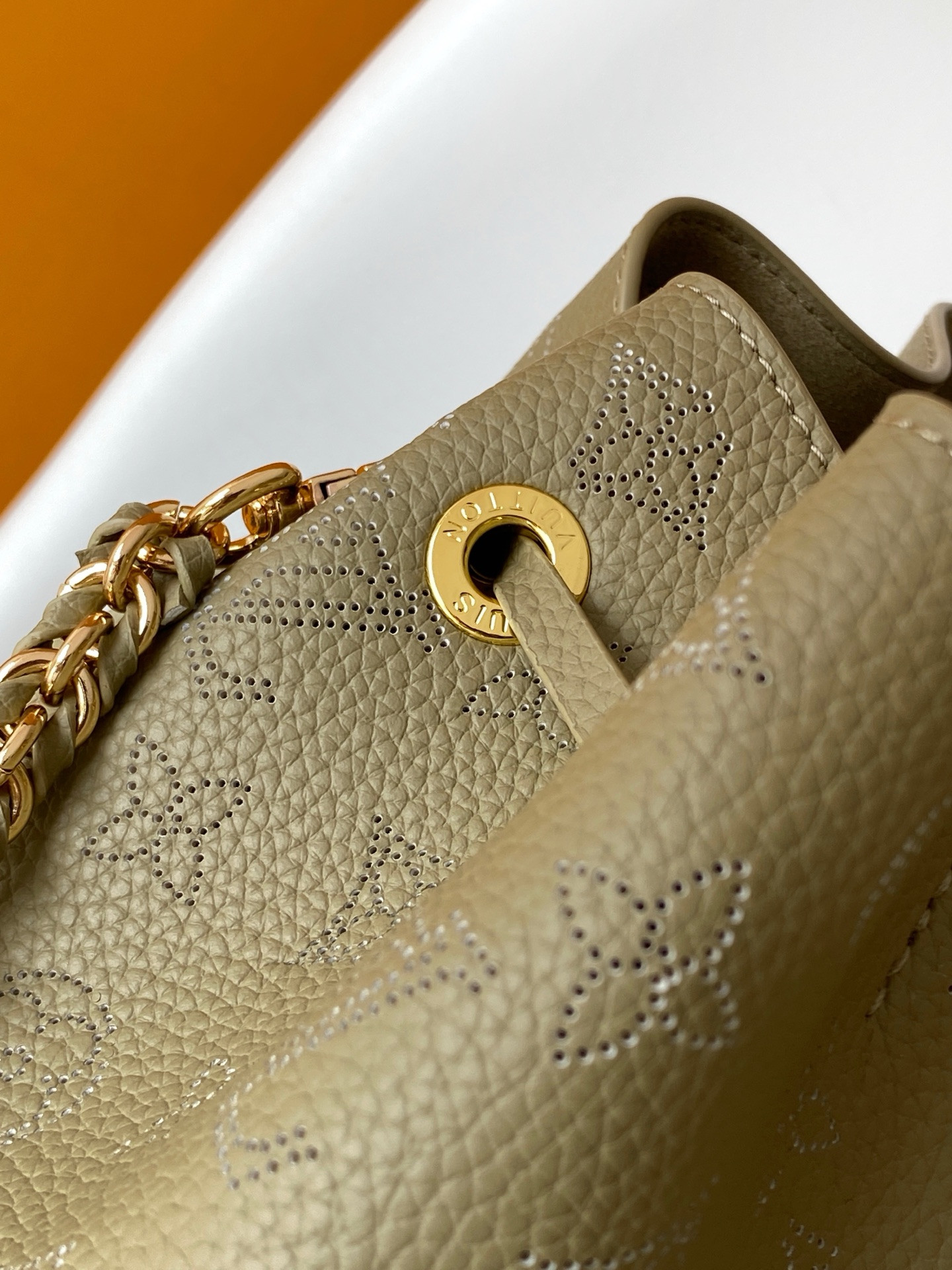 LV Bella Tote M25876 32x23x13cm