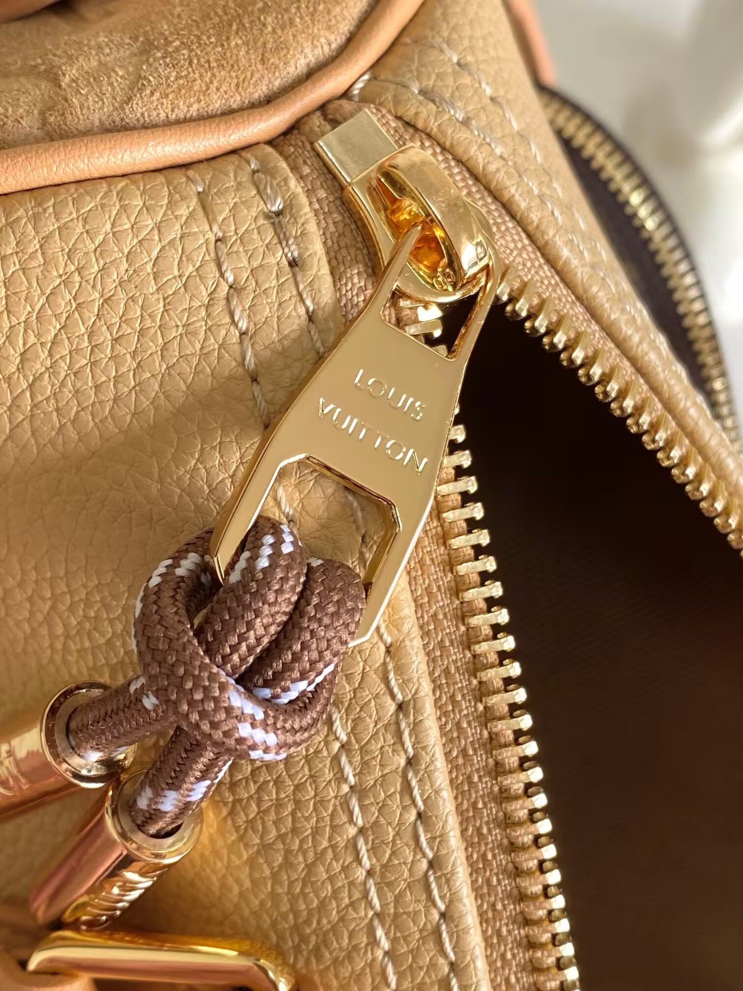 LV Keepall Bandoulière 25 M12627 25x15x11cm