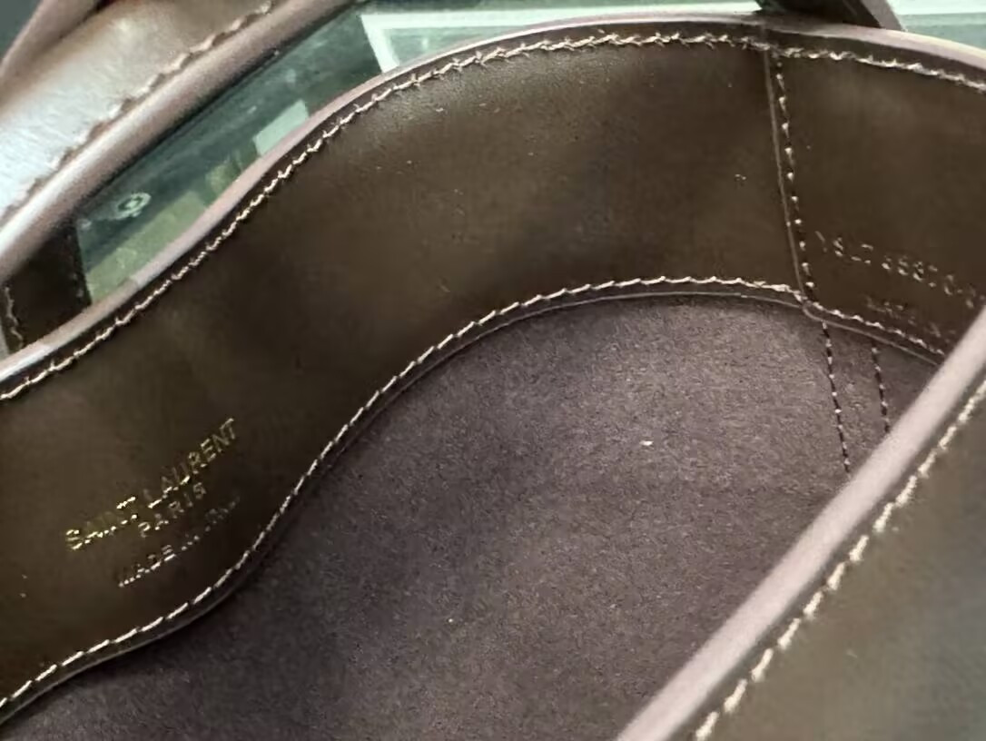 Y51 LE 37 Mini (Shiny Leather) 15x13x6cm