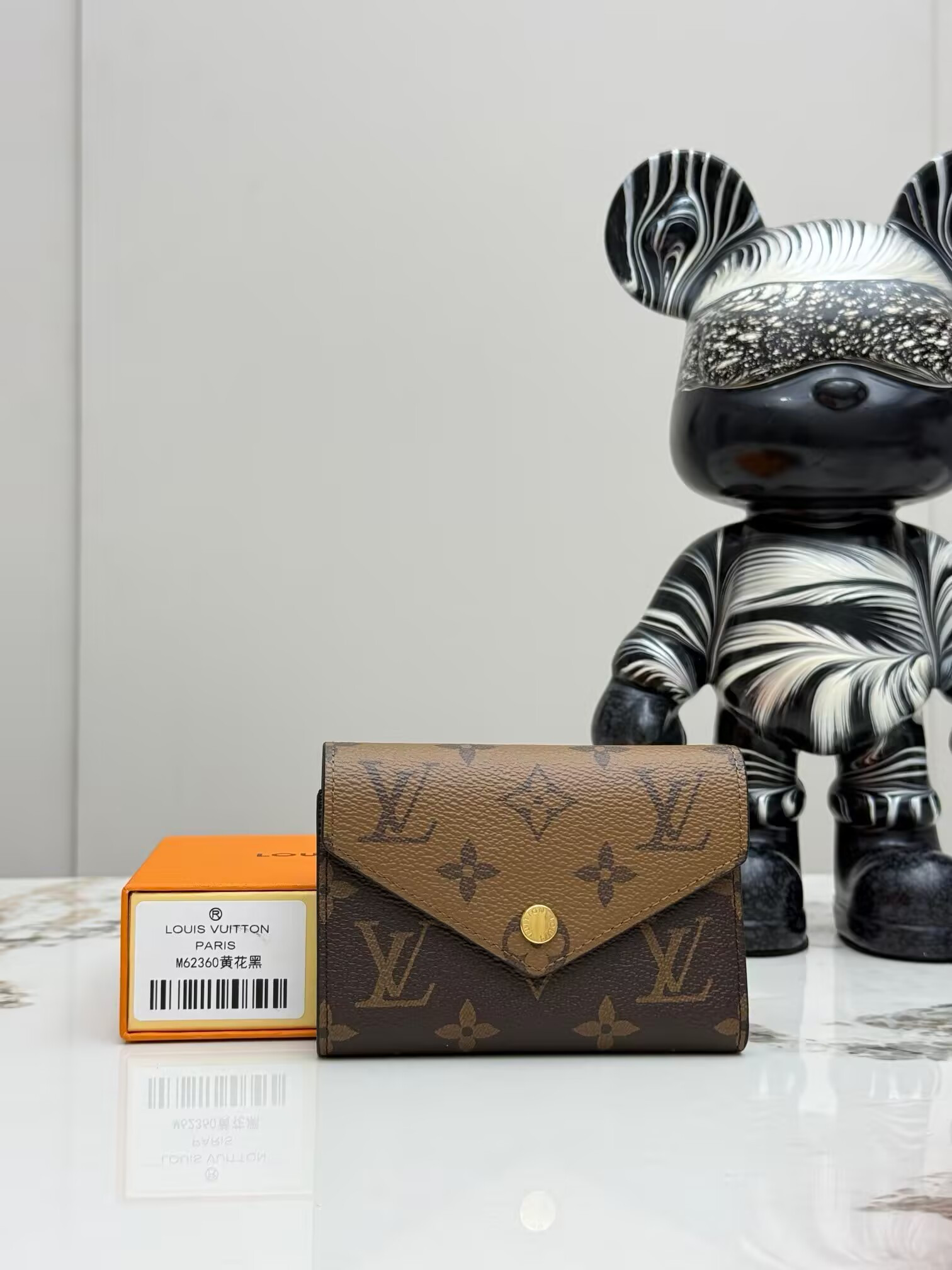 LV Victorine Wallet M81557