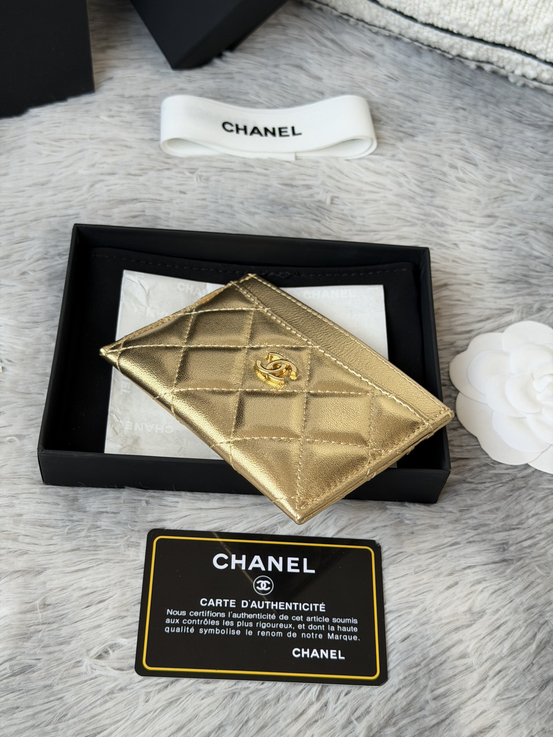 Ch**el CARD HOLDER A31510 11x7.5x1cm