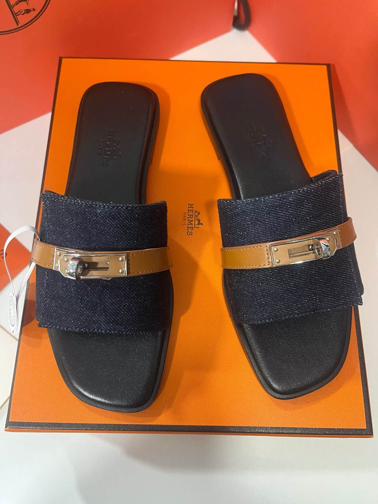 UA H**me5 Giulia Sandal