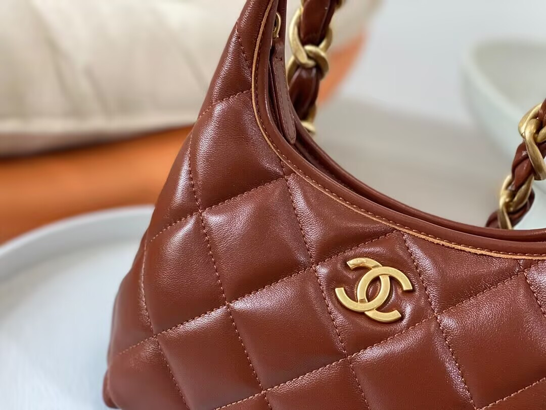 Ch**el 24a Hobo Bag 19×22×8.5cm