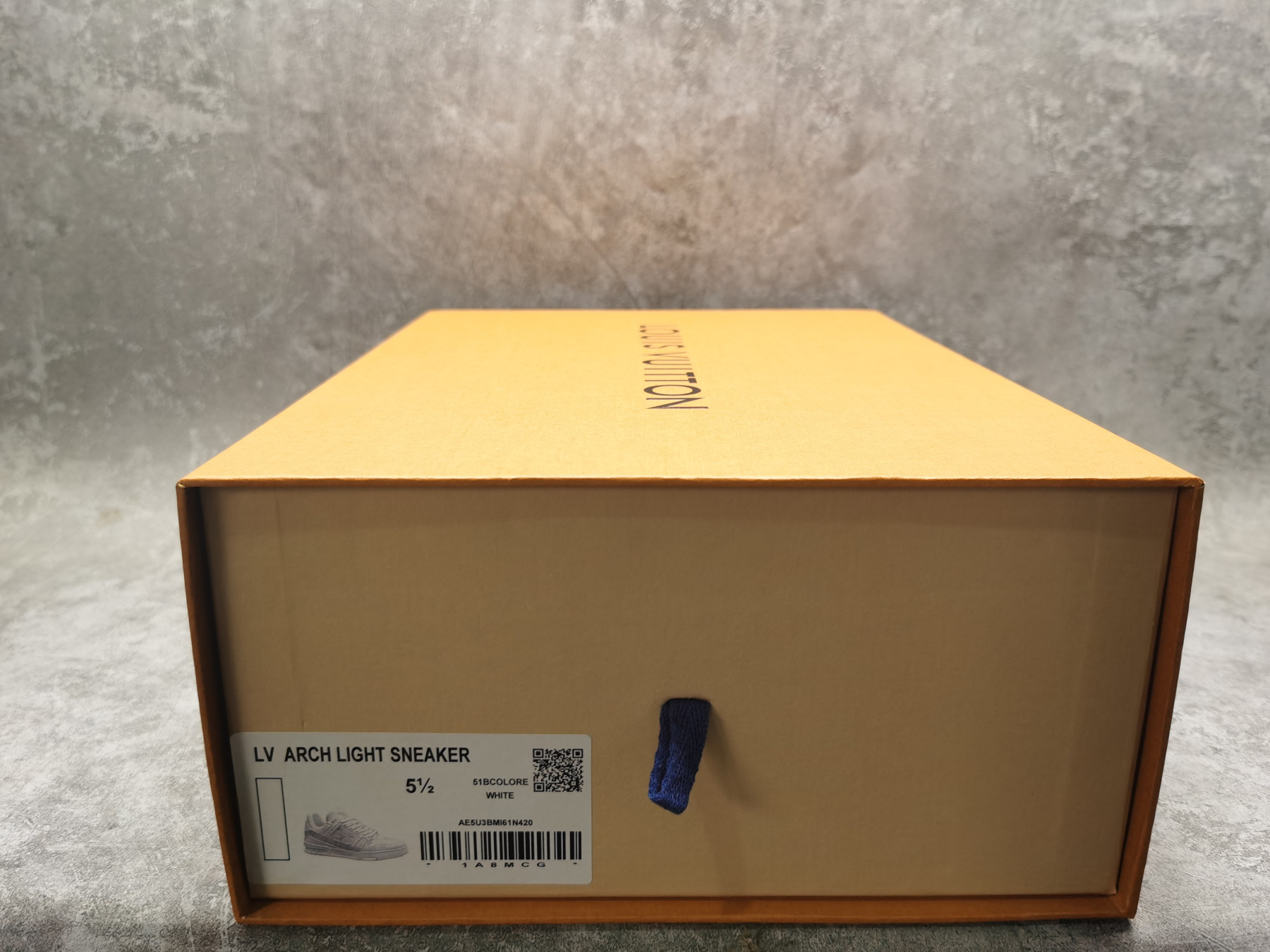 UA LV Trainer Sneaker