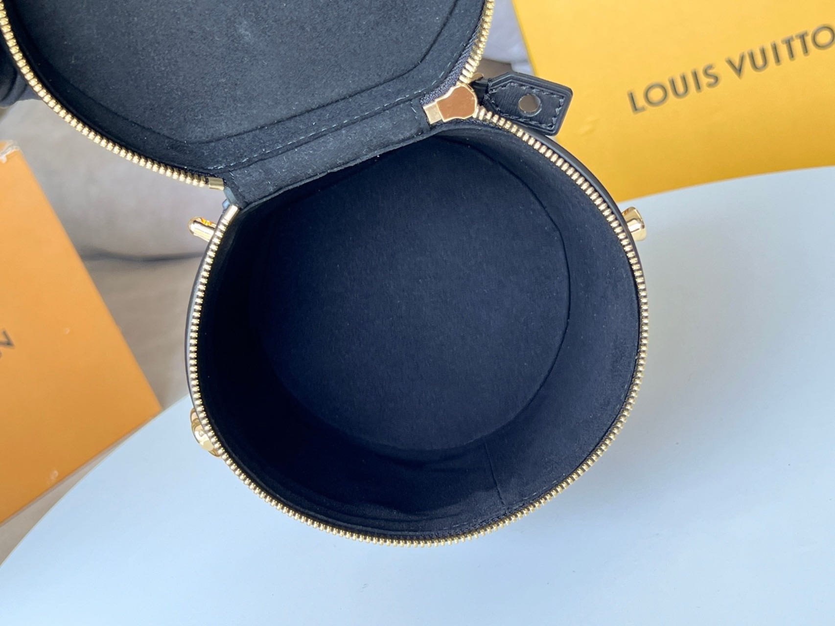 LV CANNES M43986 5.9x6.7x5.9 inches