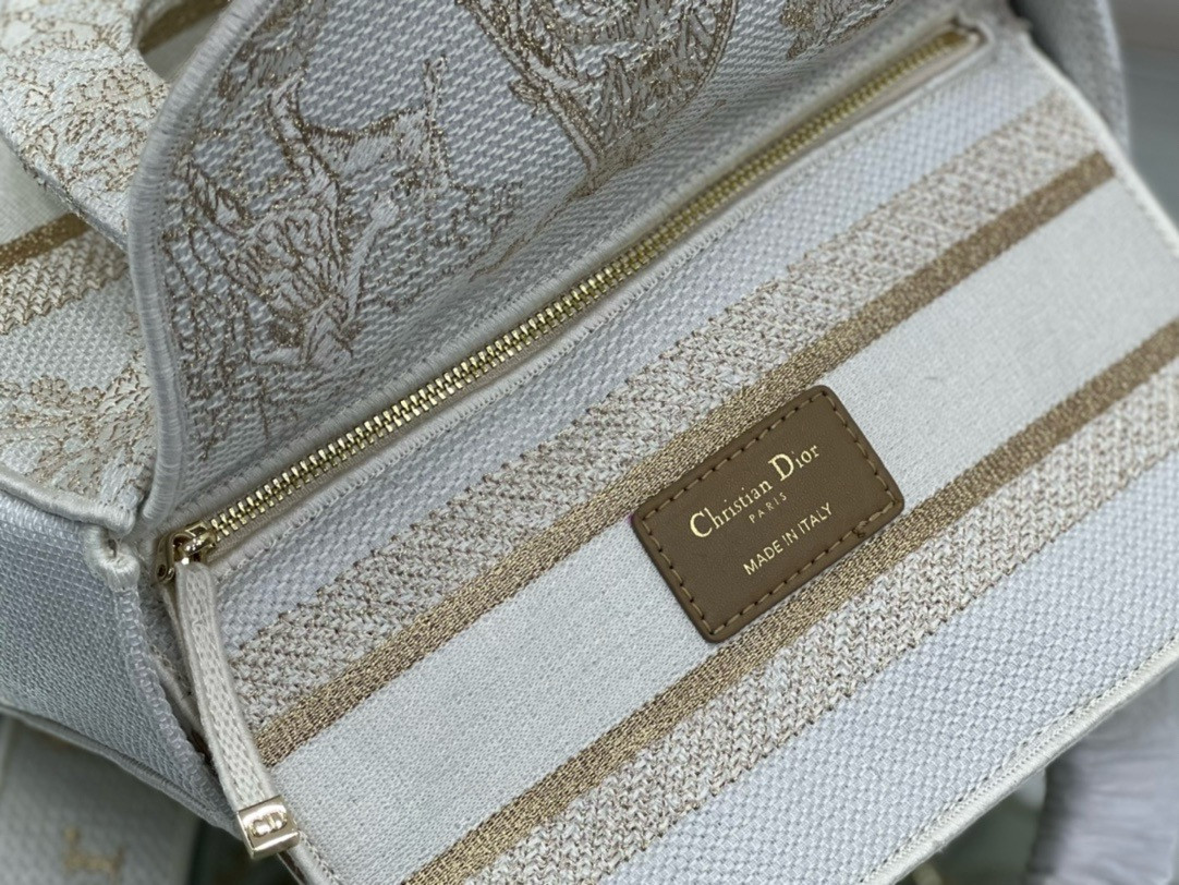 MEDIUM D10r LADY D-LITE BAG  24 x 20 x 11 cm