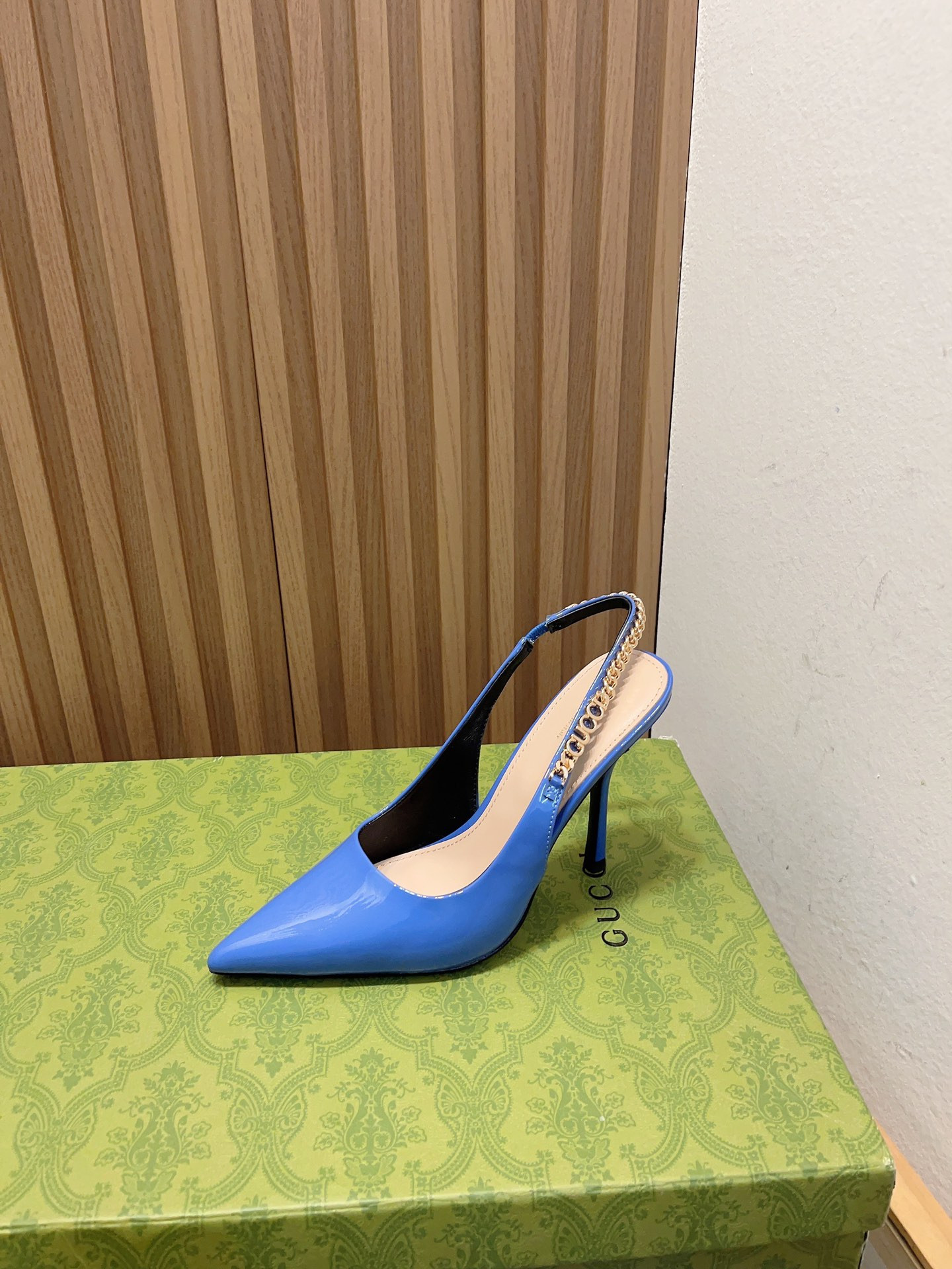 Gvc*1 SIGNORIA SLINGBACK PUMP High