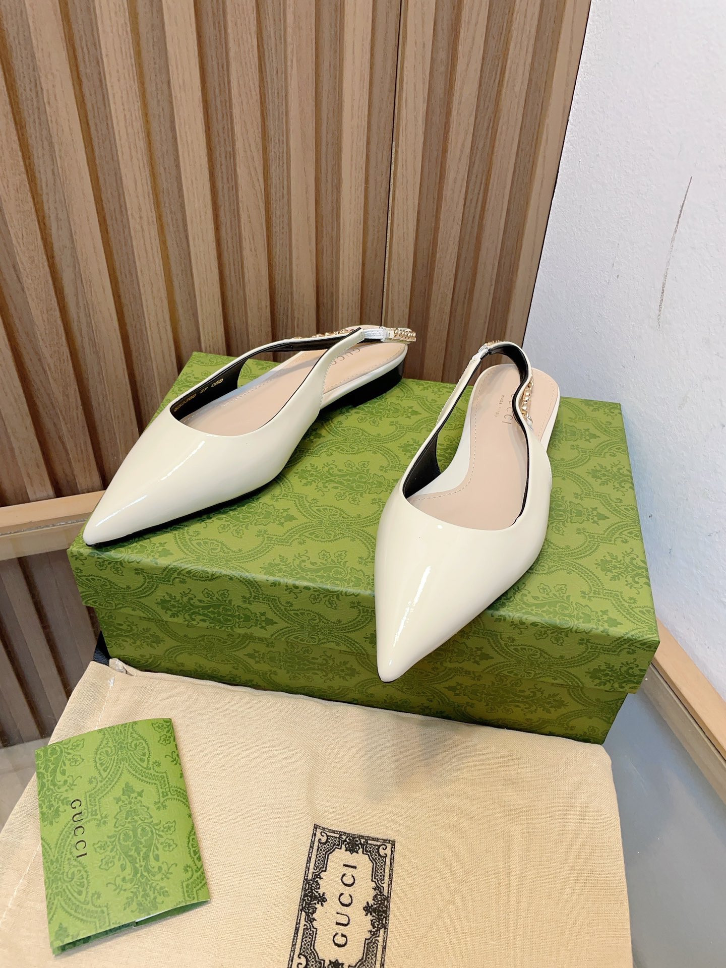 Gvc*1 SIGNORIA SLINGBACK PUMP flat shoes