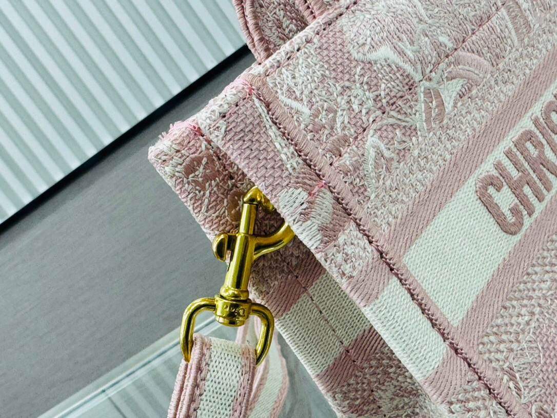 D10r book tote 24SS  21.5×13×7.5cm