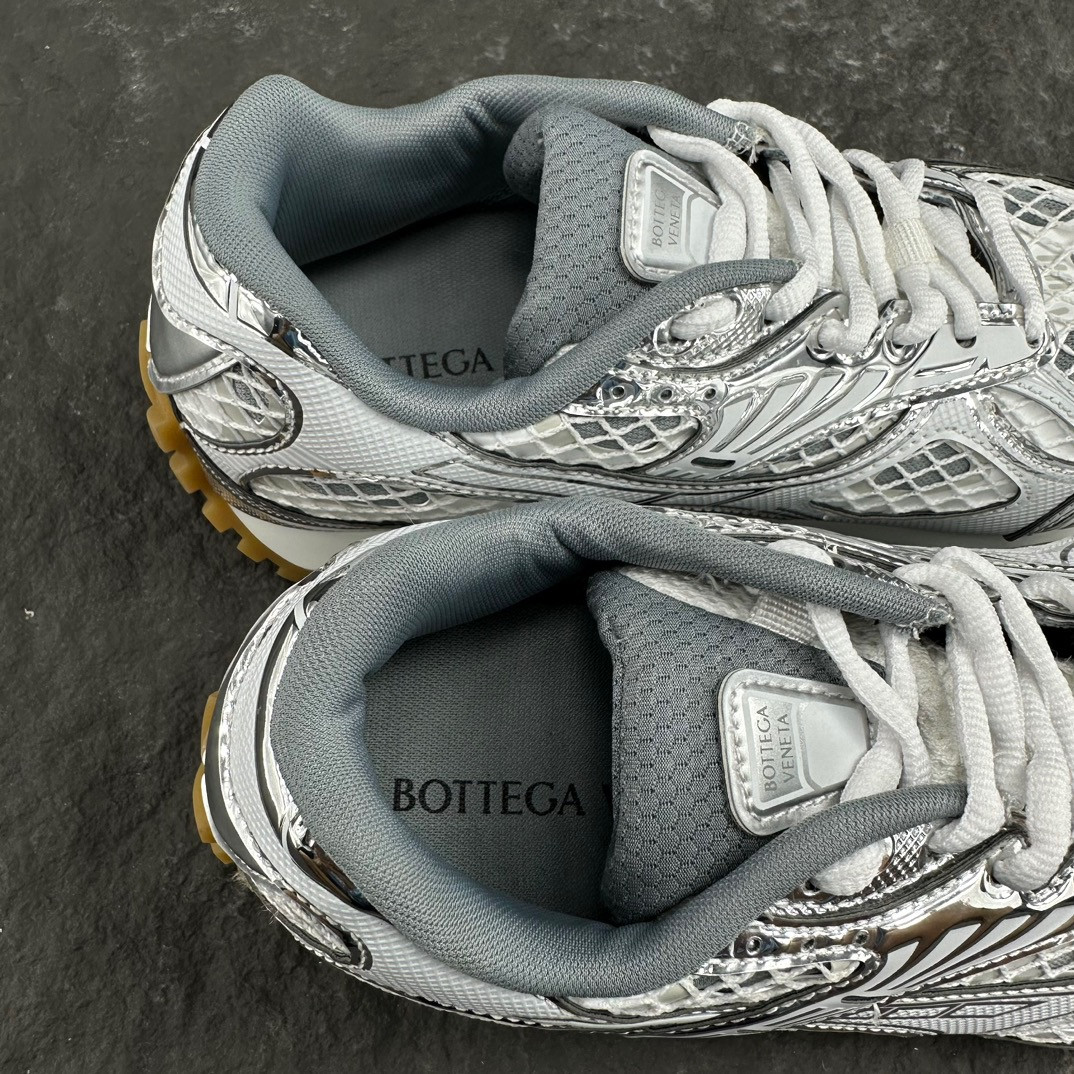 UA B0tt*ga Ven*ta Orbit Sneaker