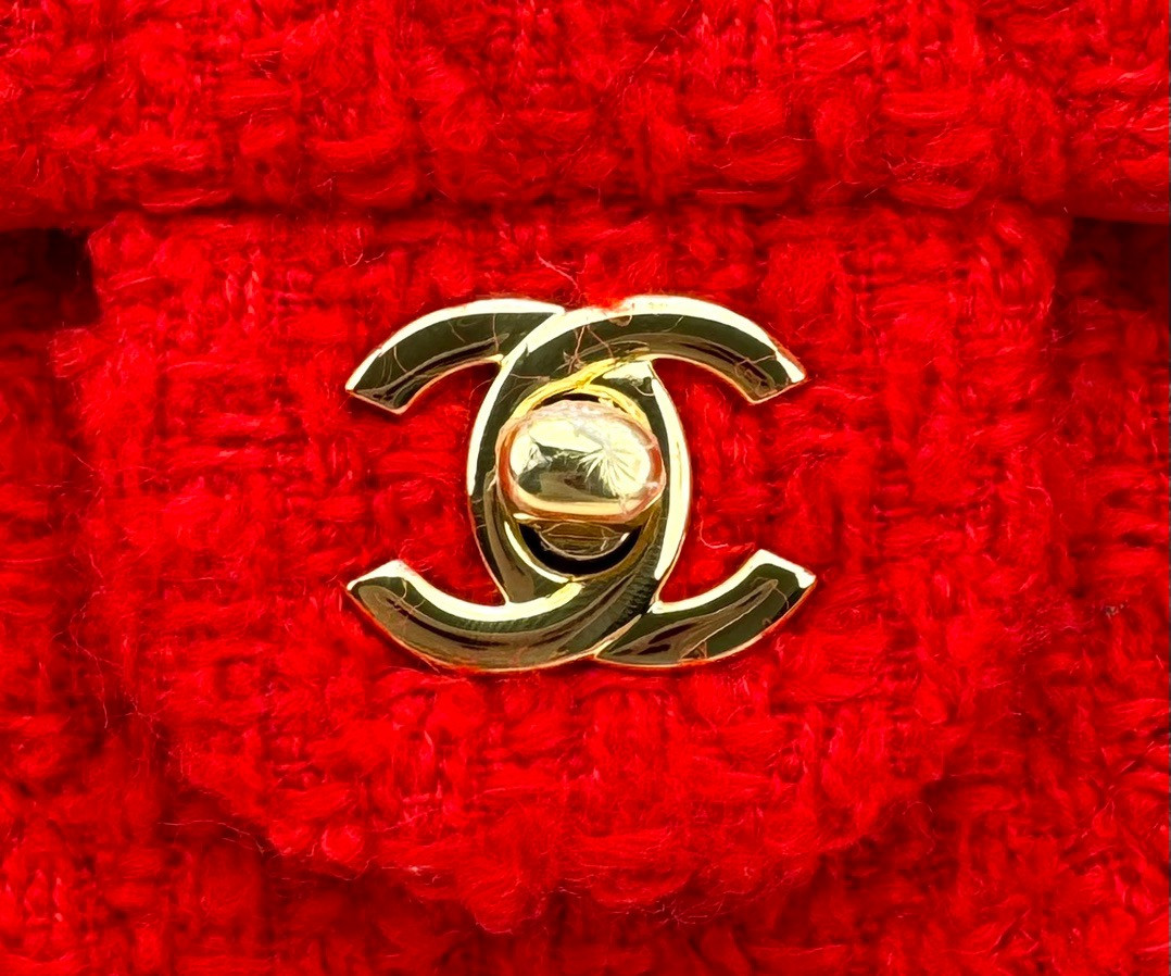 Ch**el MINI CLASSIC 11.12 HANDBAG 20 12 × 20 × 6 cm