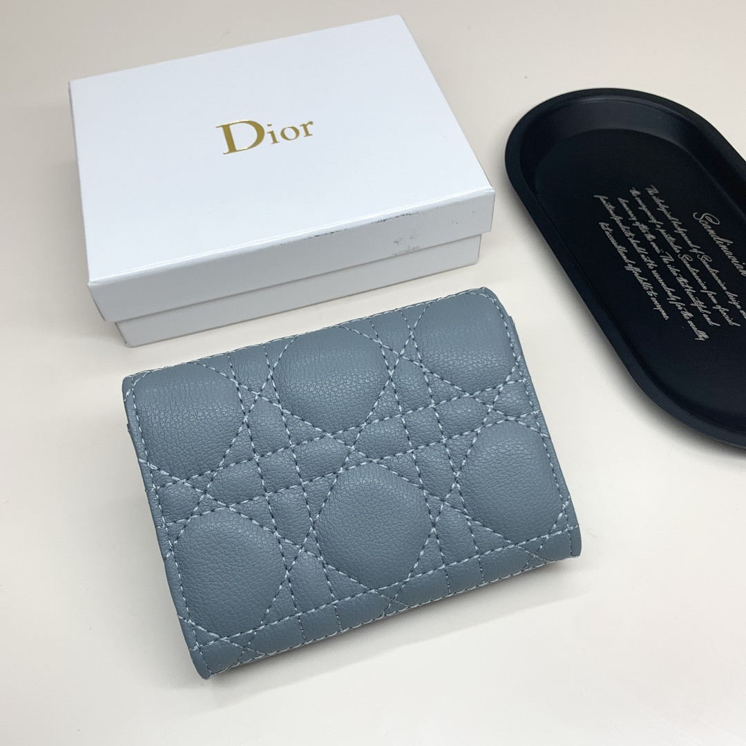D10r Card Holder