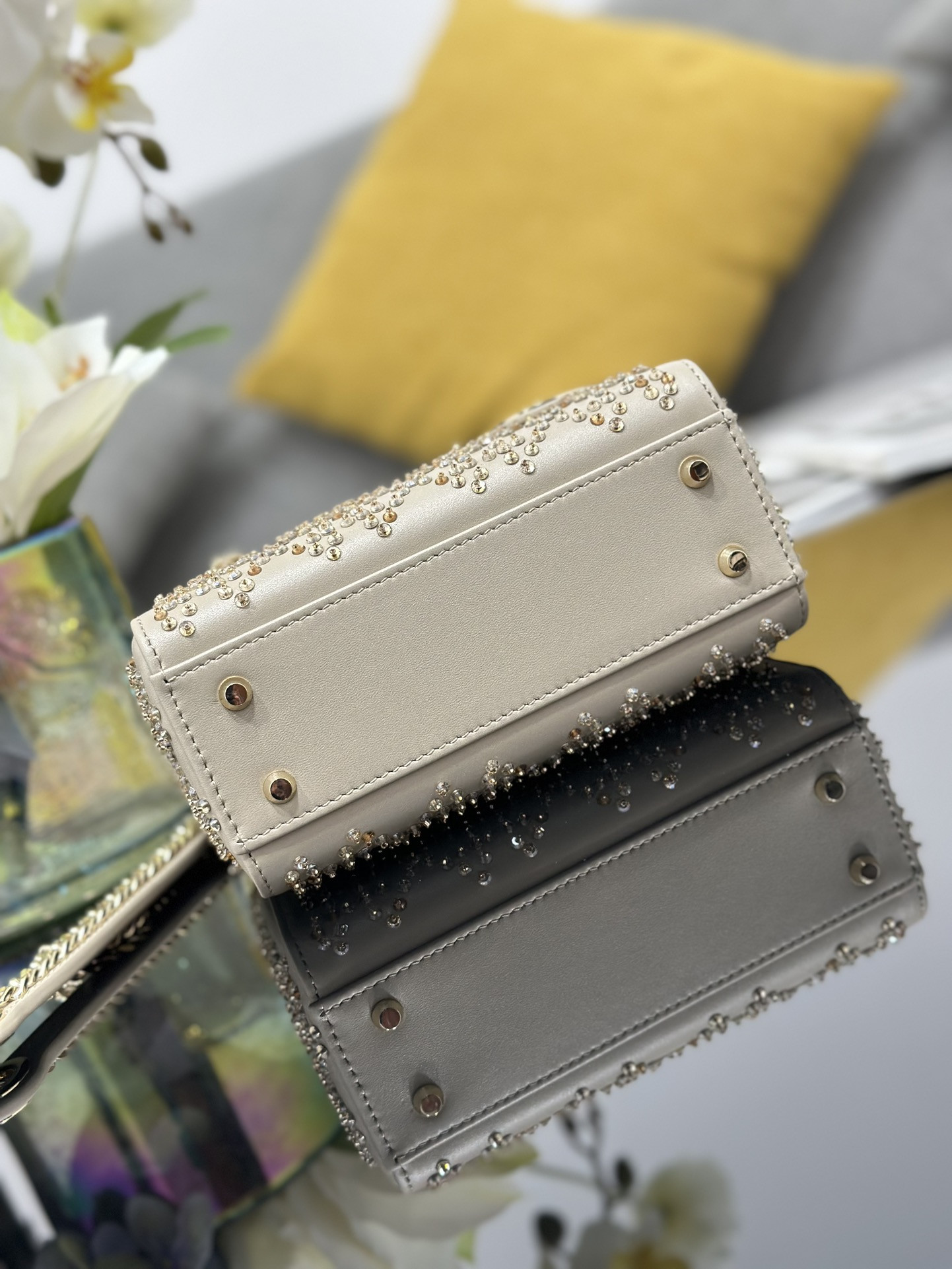 D10r Mini Lady D10r 17  x 15  x 7cm