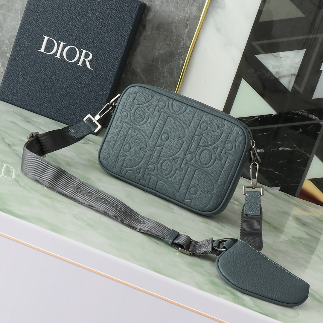 D10r Saddle Triple Pouch Deep Gray D10r Gravity Leather and Deep Gray Grained Calfskin 23x16x4cm