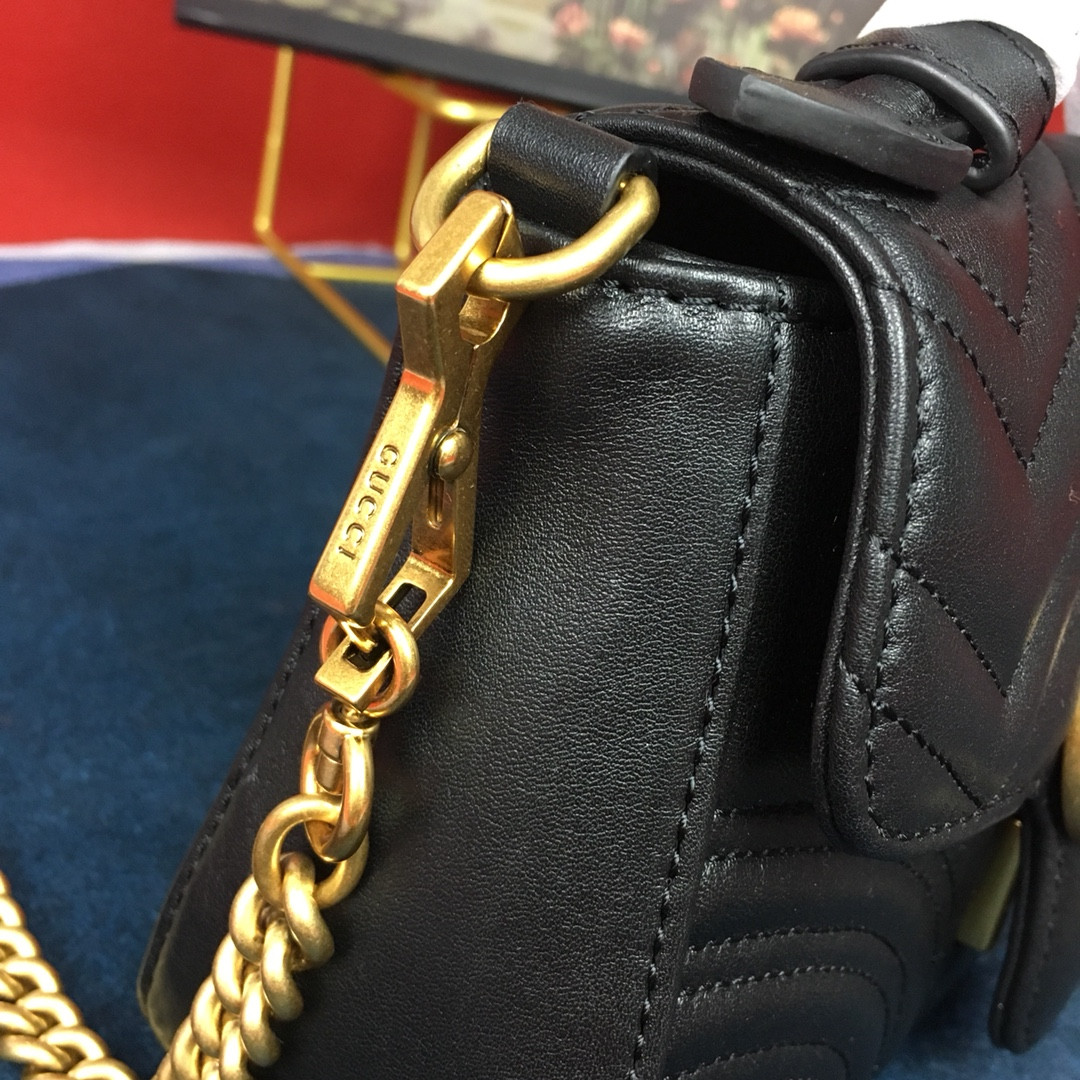 Gvc*1 GG MARMONT MATELASSÉ MINI BAG BLACK 21.6 x12.7 x 6.4cm