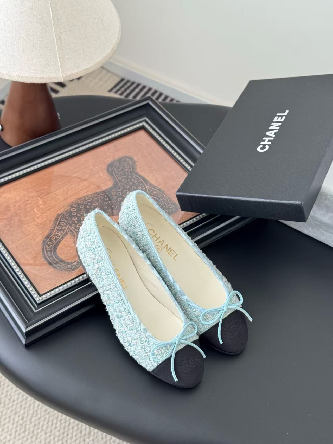 UA Ch**el Ballet flats