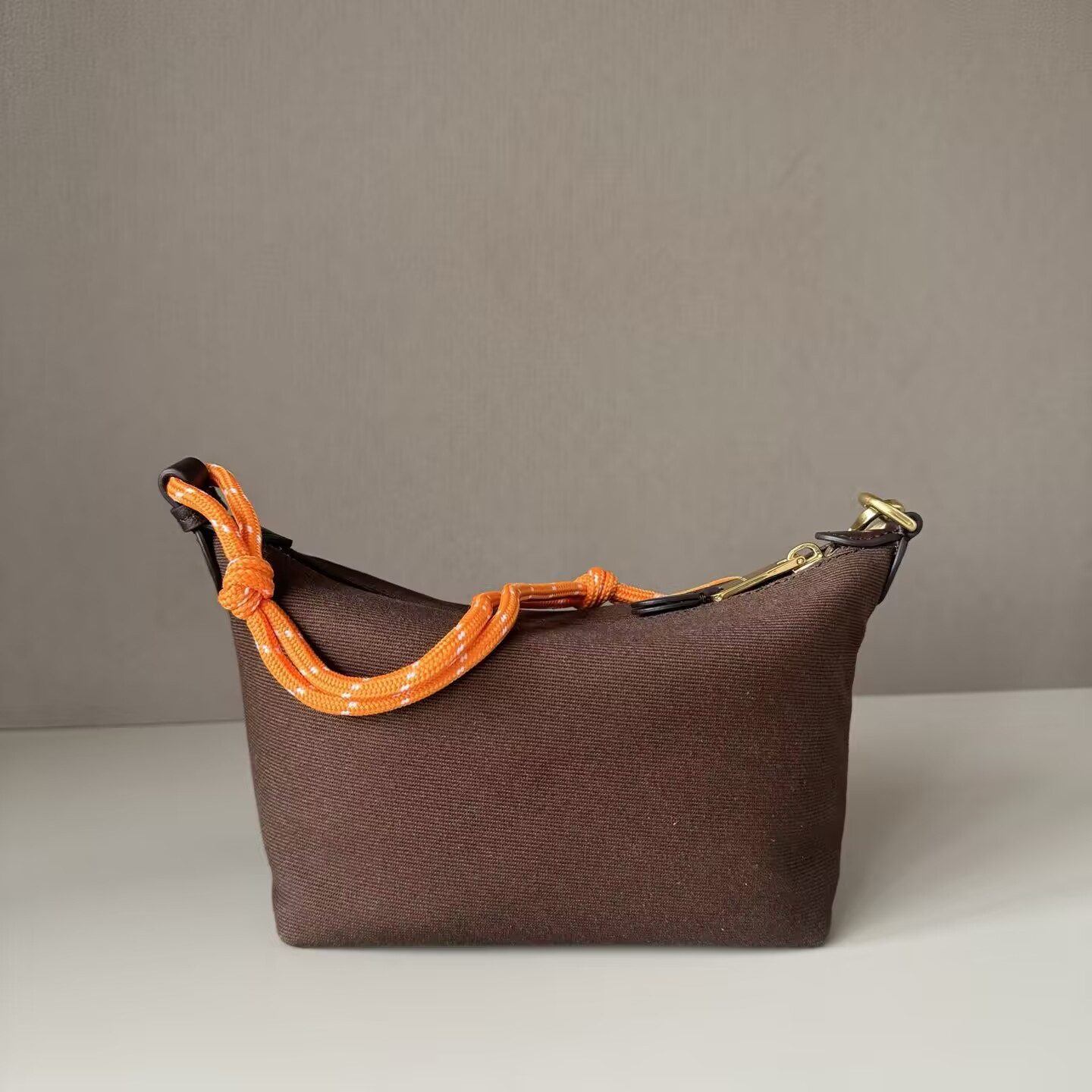 M1v M1v gabardine pouch 14x18.5x10cm