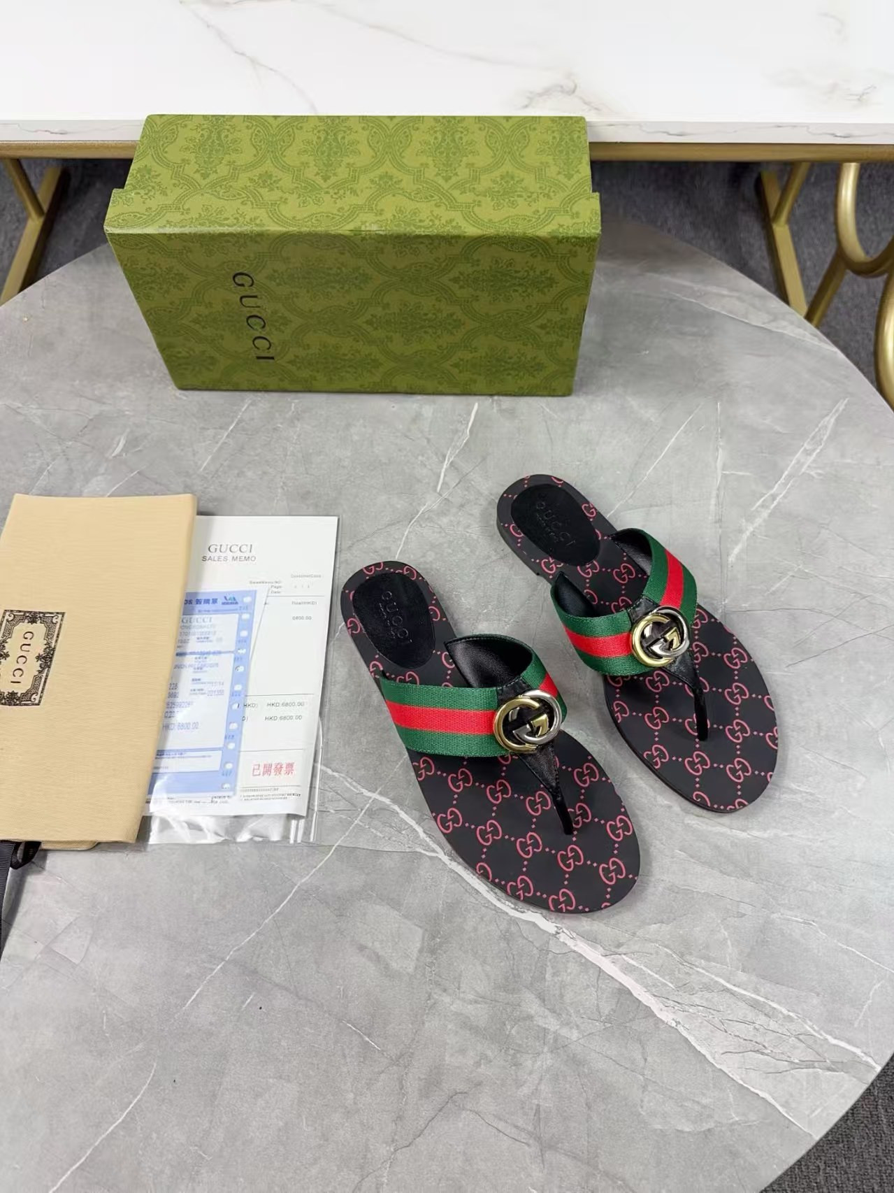 ua Gvc*1 sandal