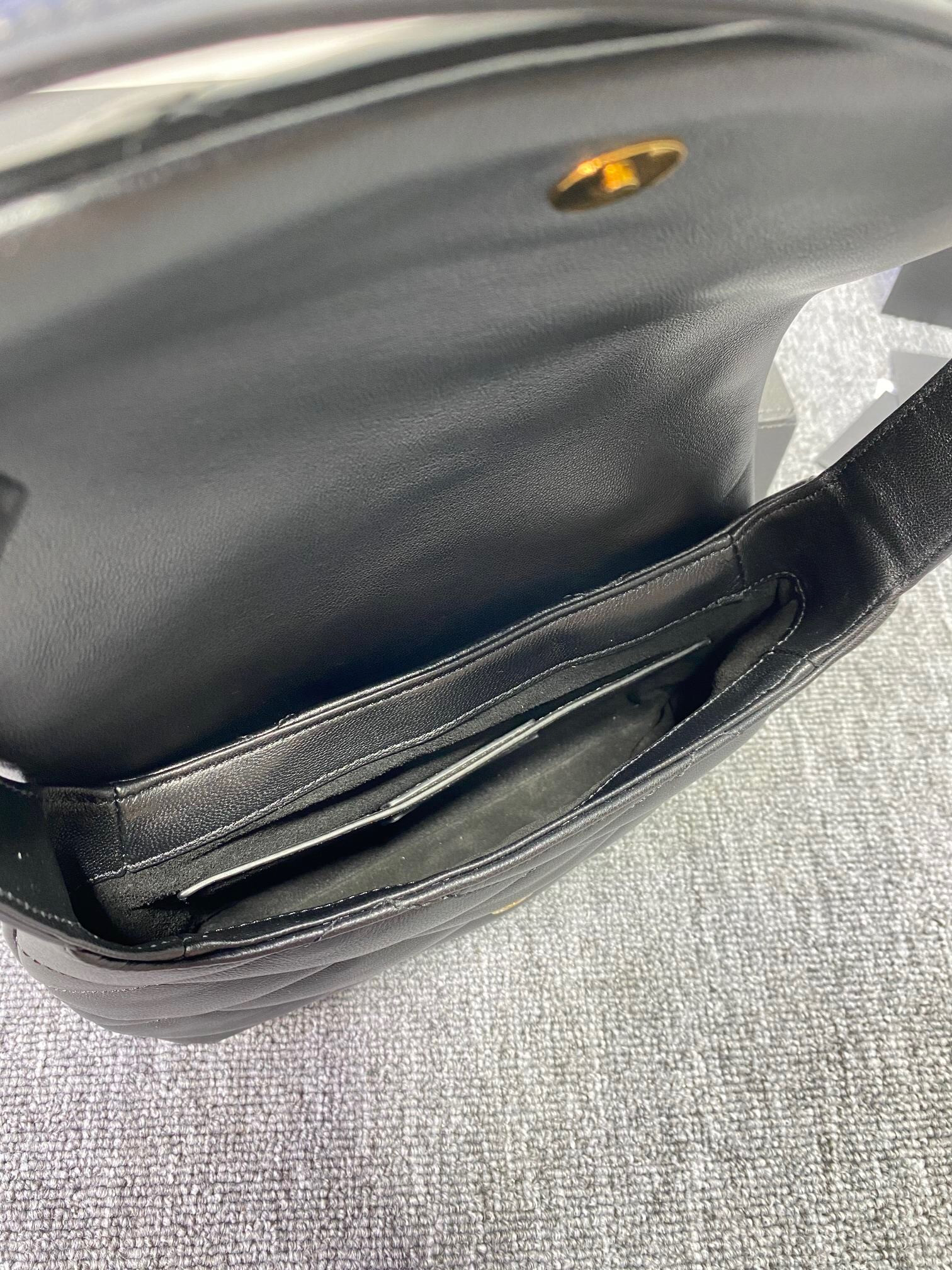 Sa1nt Lau*nt LE 57 HOBO BAG IN QUILTED LAMBSKIN