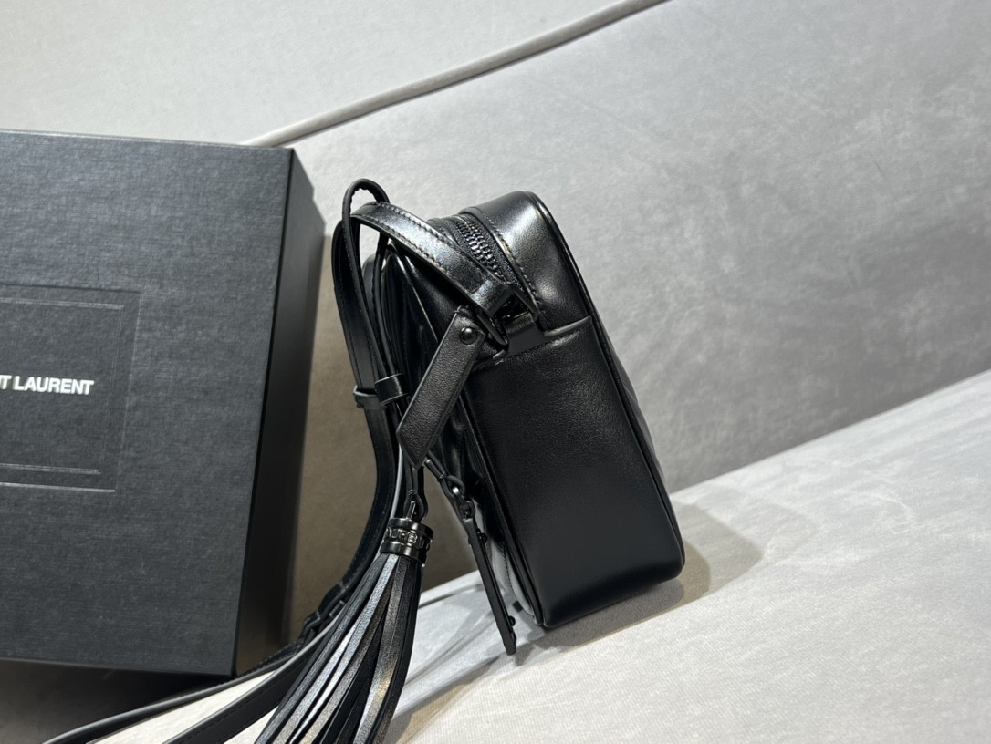 Y51 LOU Camera bag in quilted leather