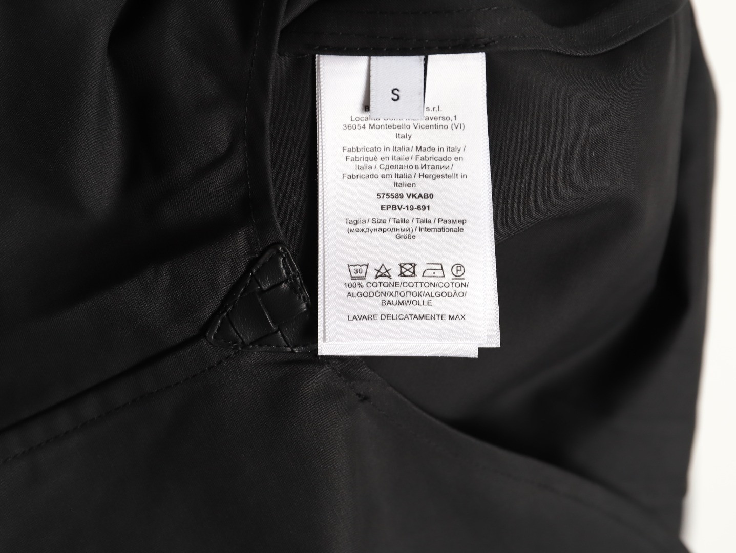 B0tt*ga Ven*ta Shirts Coats