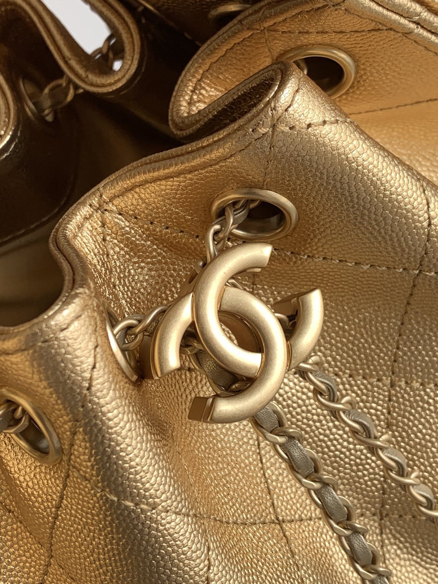 Ch**el 25C Bucket Bag 20x22x12.5cm