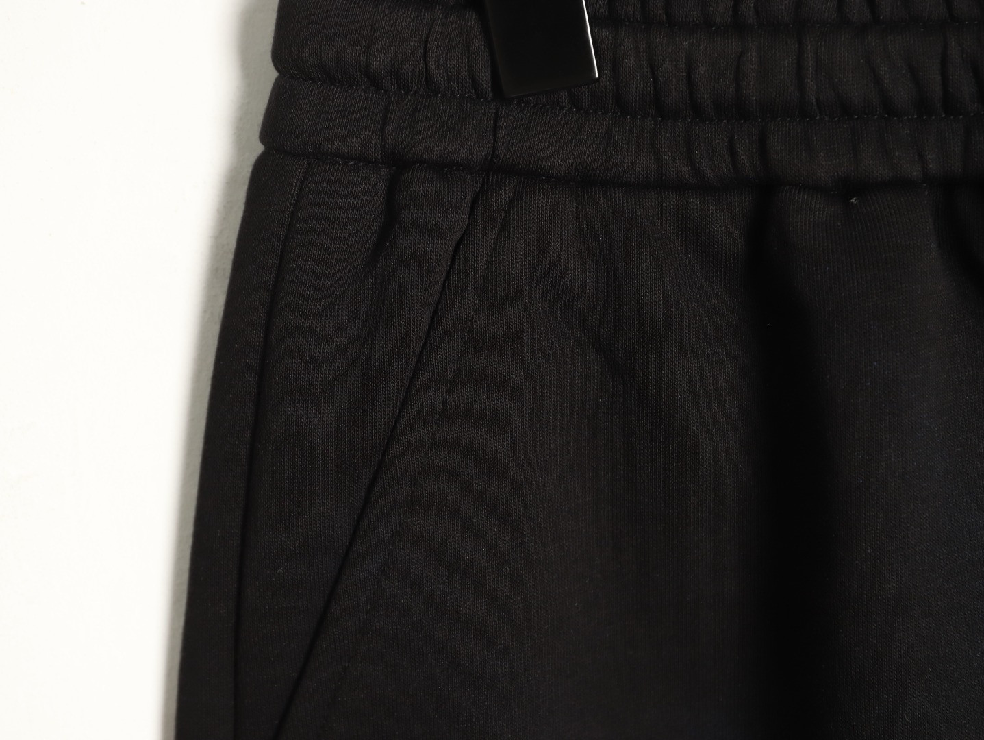D10r shorts