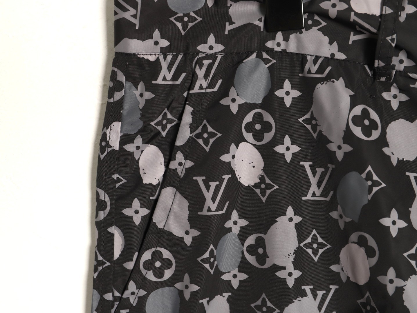 L0vis Vvtt0n 25Fw Pants Suit